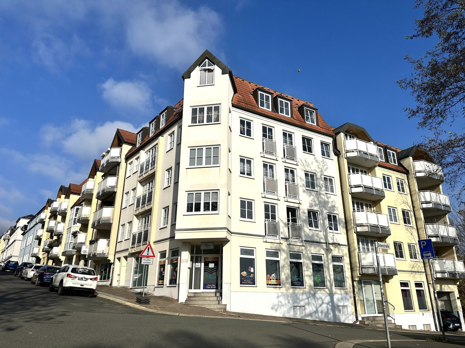 Wohnungspaket in Plauen! 2 x vermietete 2,5-Raum-Maisonettewhg. mit Stpl. / Carport!
