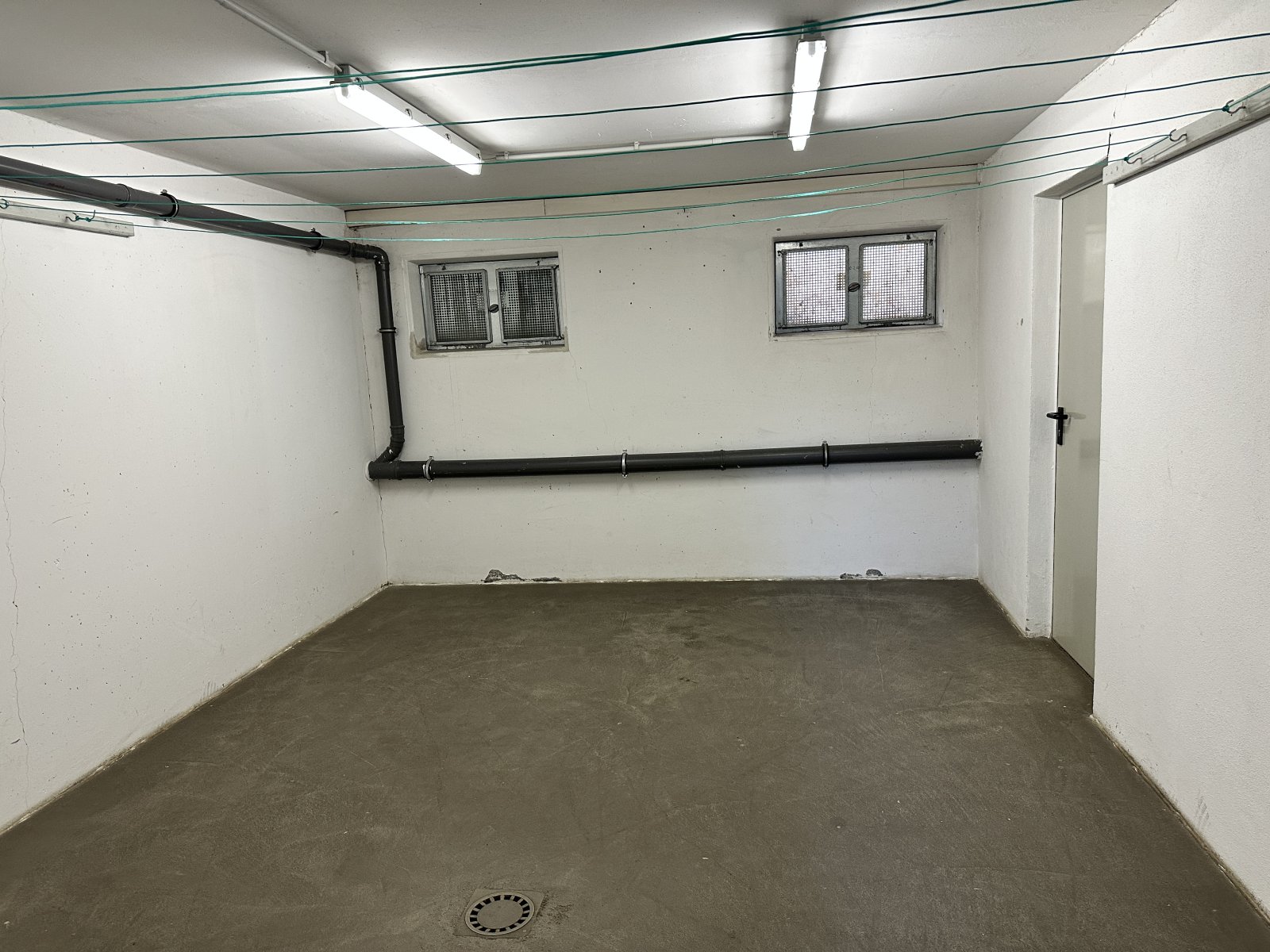 Wohnungspaket in Plauen! 2 x vermietete 2,5-Raum-Maisonettewhg. mit Stpl. / Carport!