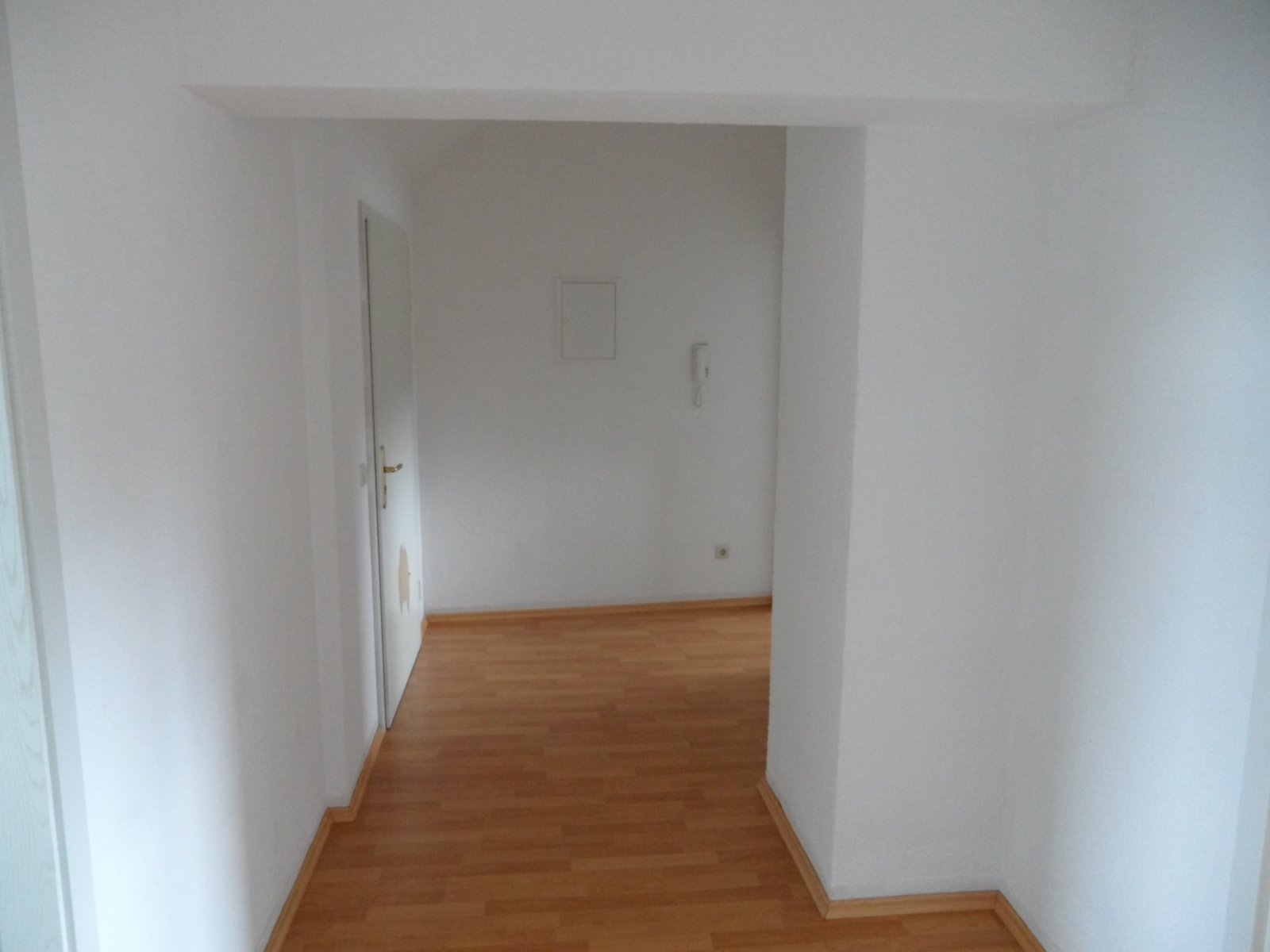 Ab 1.03.26! Schöne 2-Raumwohnung mit Balkon im Zwickauer Zentrum!