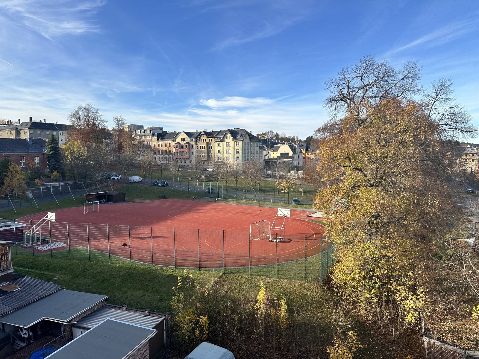 Zentrumsnahe Büroeinheit mit 9 Stellpl., Teeküche & Gäste-WC in Auerbach/V.! Leerstand!