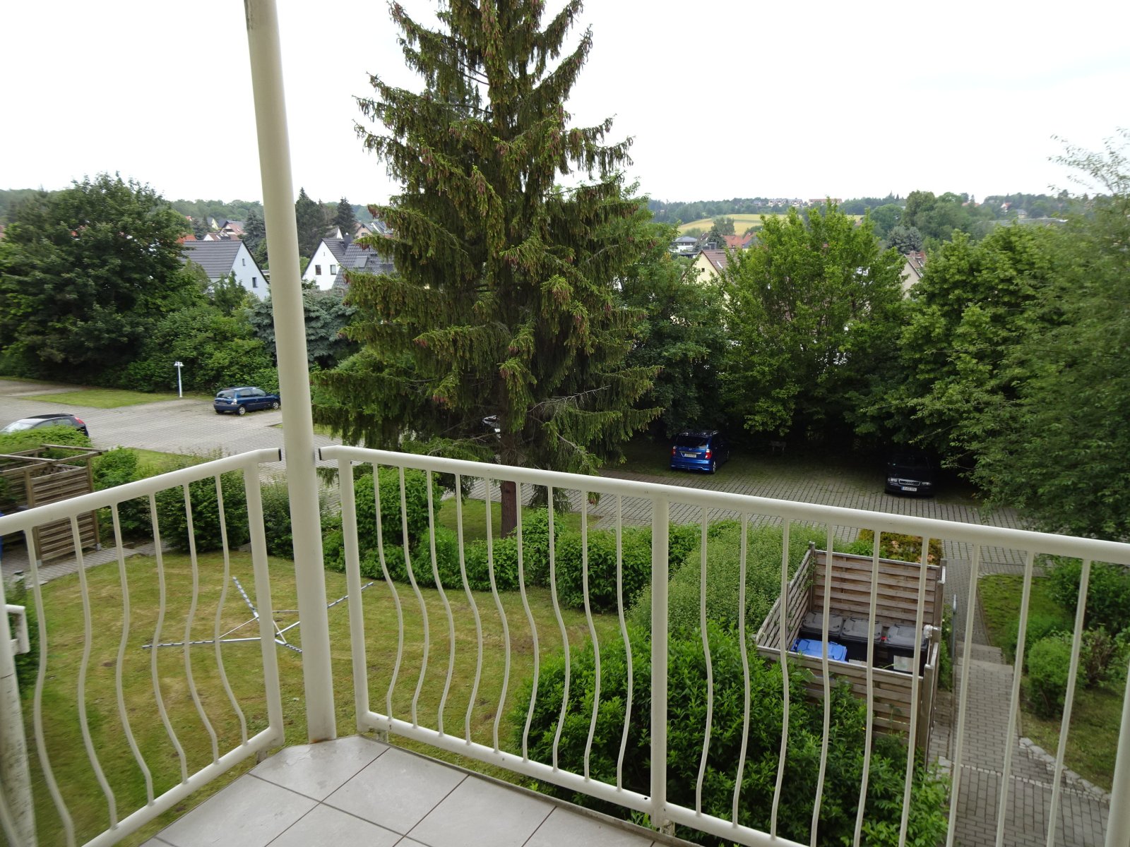 Vermietete 2-Raum DG-Wohnung mit Balkon und Stellplatz in Marienthal!