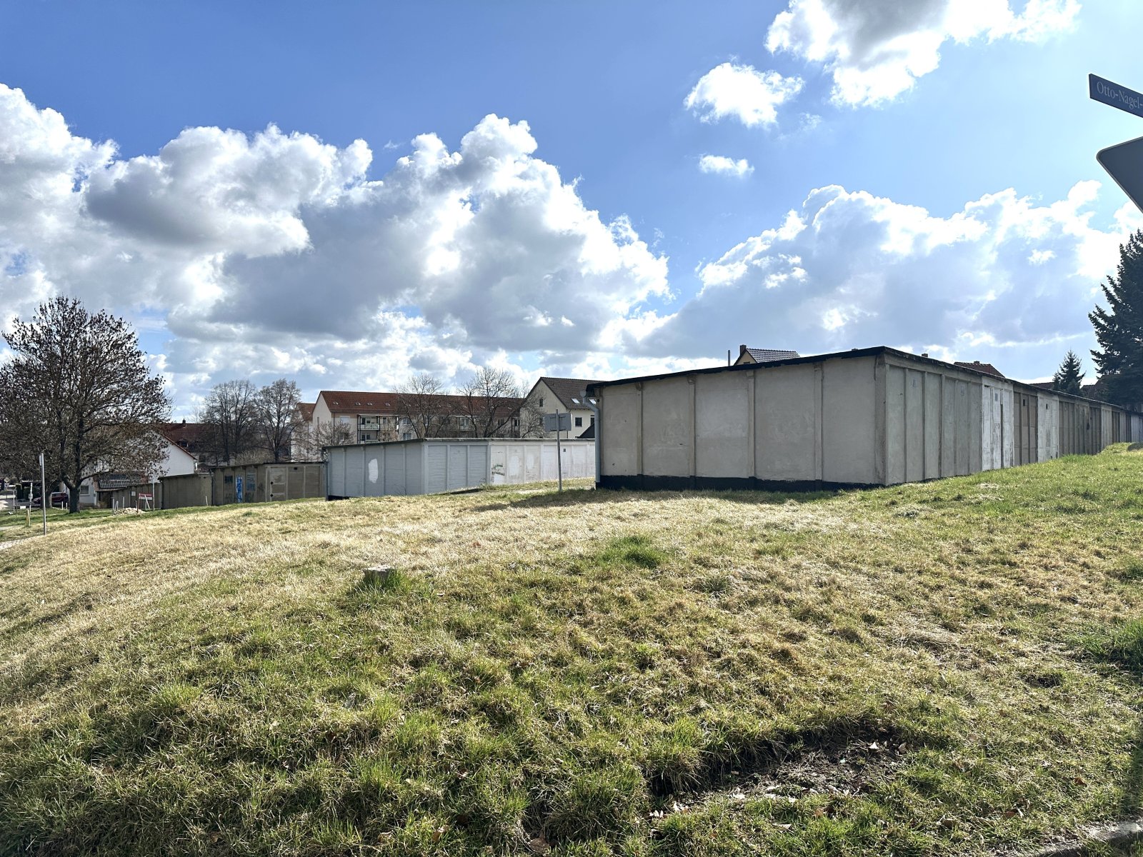 105 Garagen in Top-Lage von Zwickau-Weißenborn: Attraktives Investmentgrundstück