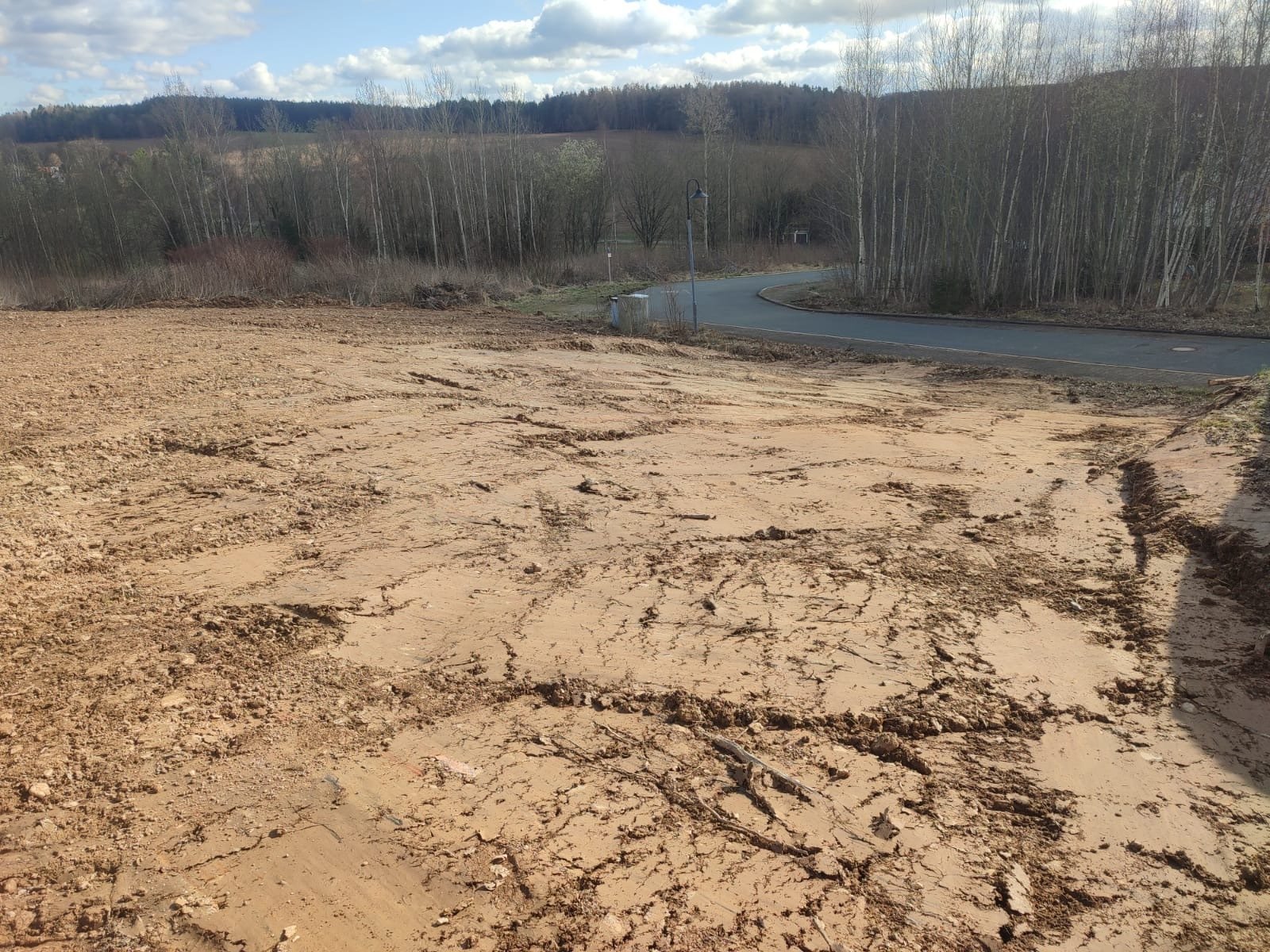 Baufeld mit B.-Plan für EFH/DHH, Parzellengröße und Preis VHB, ohne Bauträgerbindung