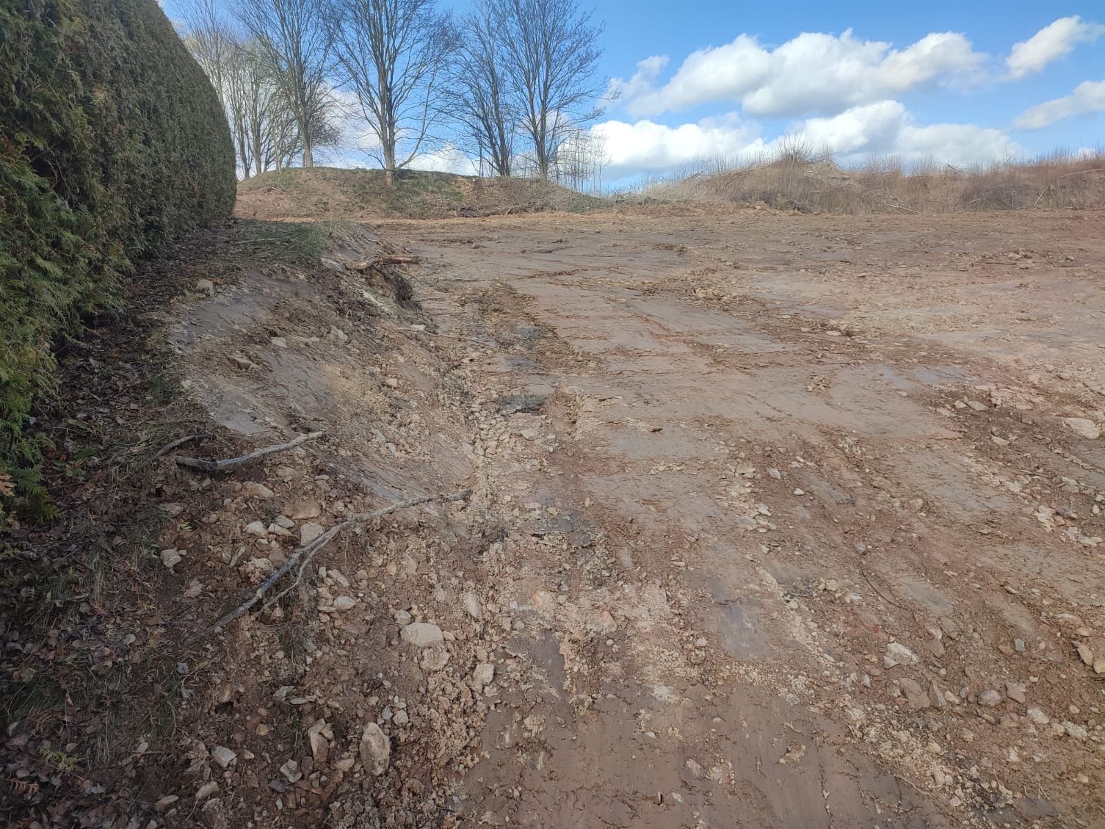 Baufeld mit B.-Plan für EFH/DHH, Parzellengröße und Preis VHB, ohne Bauträgerbindung