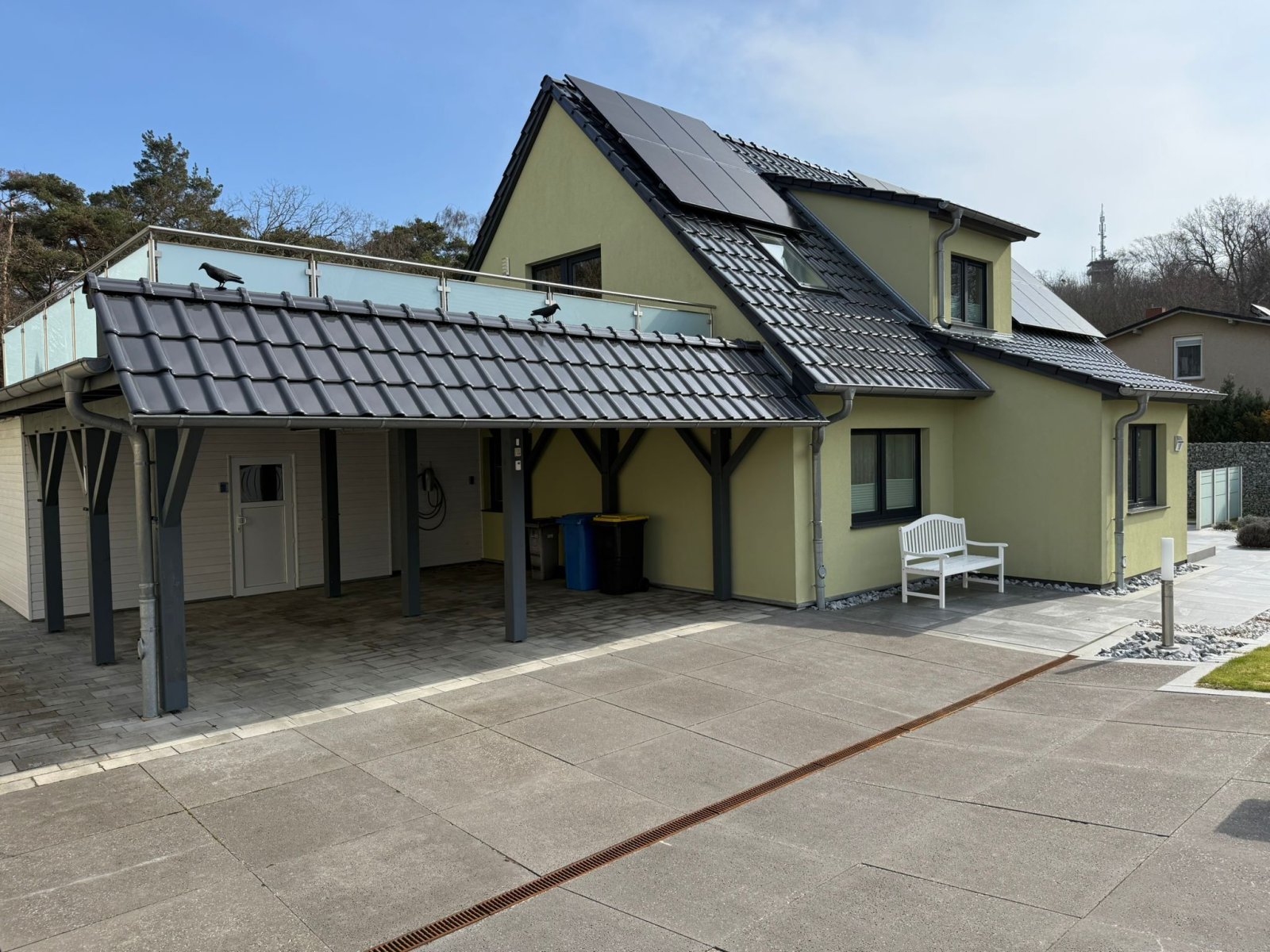 Exklusive Strandnähe trifft moderne Eleganz! EFH mit Einliegerwohnung in Bestlage von Thiessow!