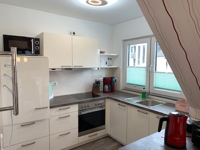 Exklusive Strandnähe trifft moderne Eleganz! EFH mit Einliegerwohnung in Bestlage von Thiessow!