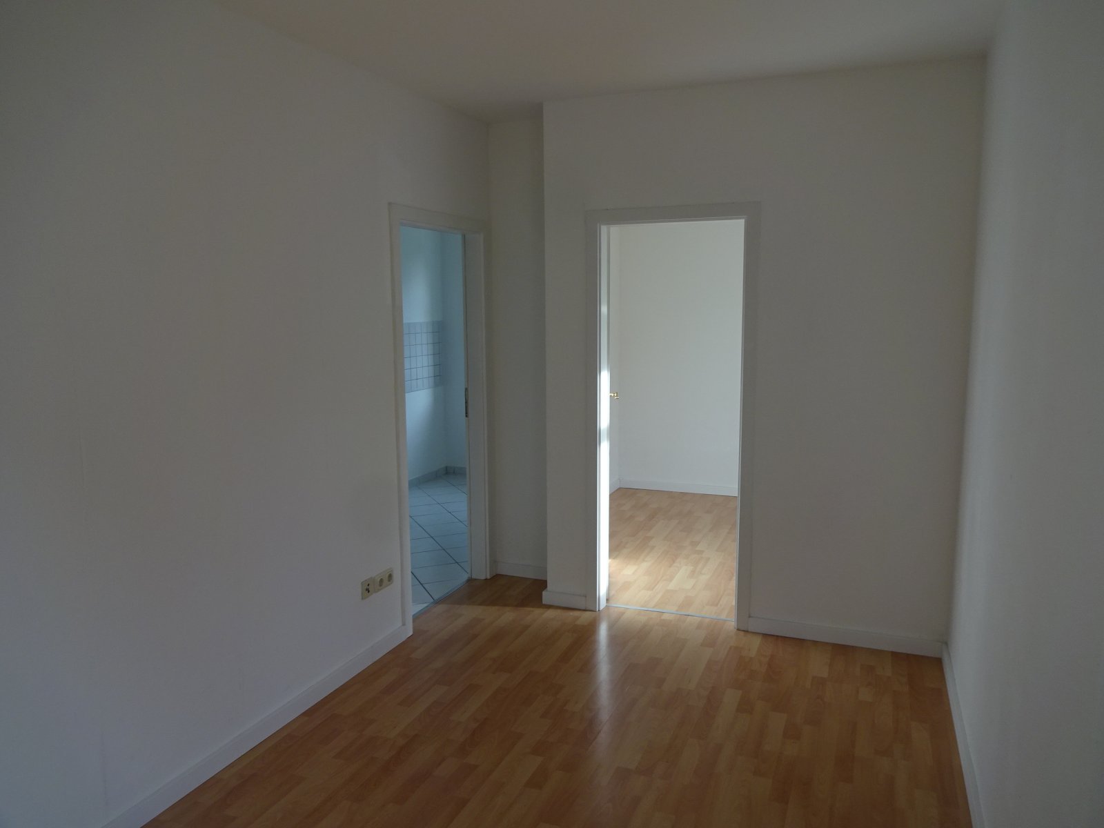 Ab 1.6.26! Helle 2-Raumwohnung Nähe HBK