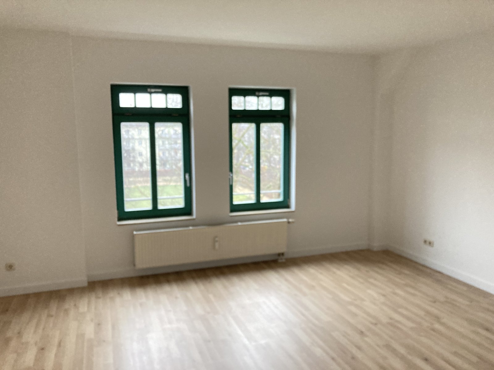 Schöne 3-Raum-Maisonette-WE mit Balkon und Loggia!
