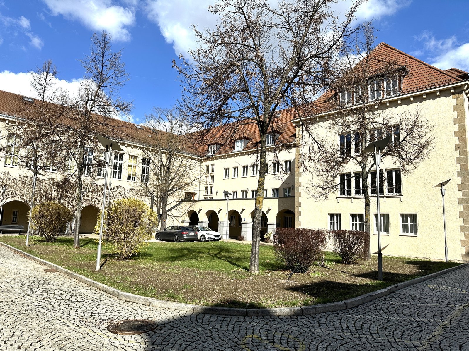 Perfekt für studentisches Wohnen in der Hochschulstadt Zwickau – Großes Potenzial in 1A-Lage