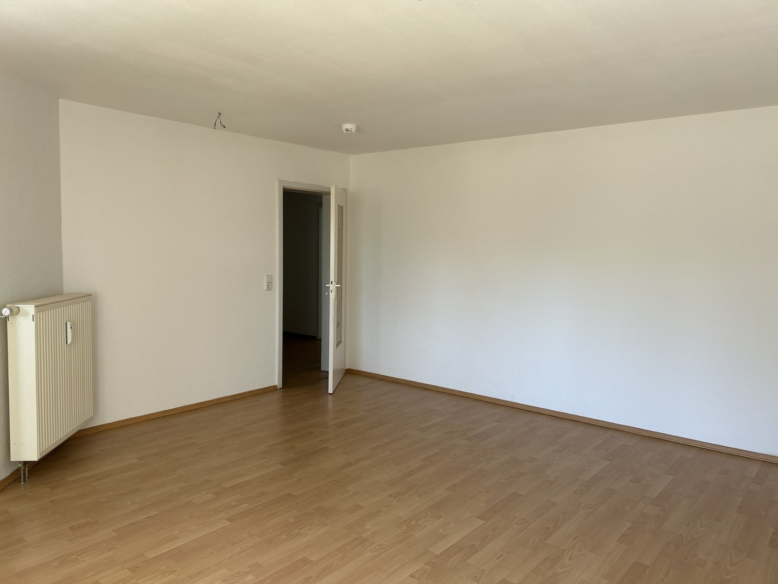 3-Raum-Wohnung Nähe Muldenaue. 1.OG, Balkon, TG-Stellplatz
