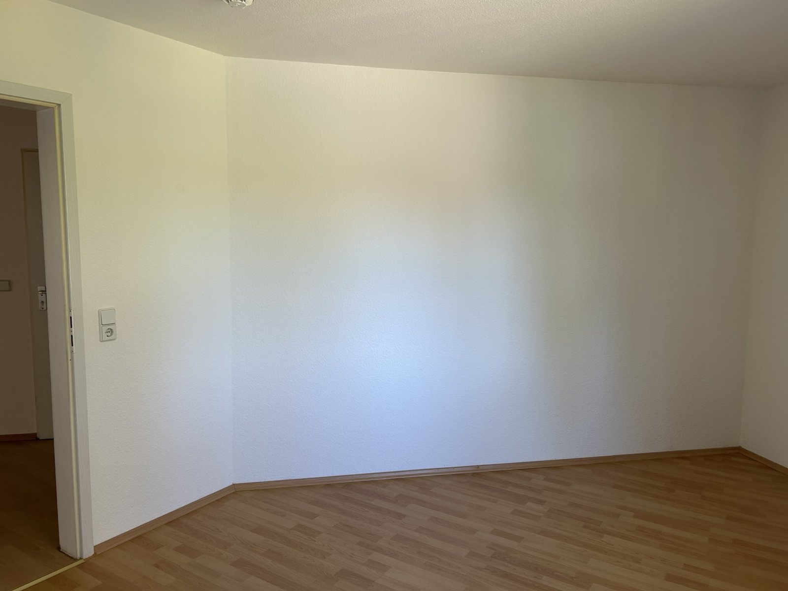 3-Raum-Wohnung Nähe Muldenaue. 1.OG, Balkon, TG-Stellplatz