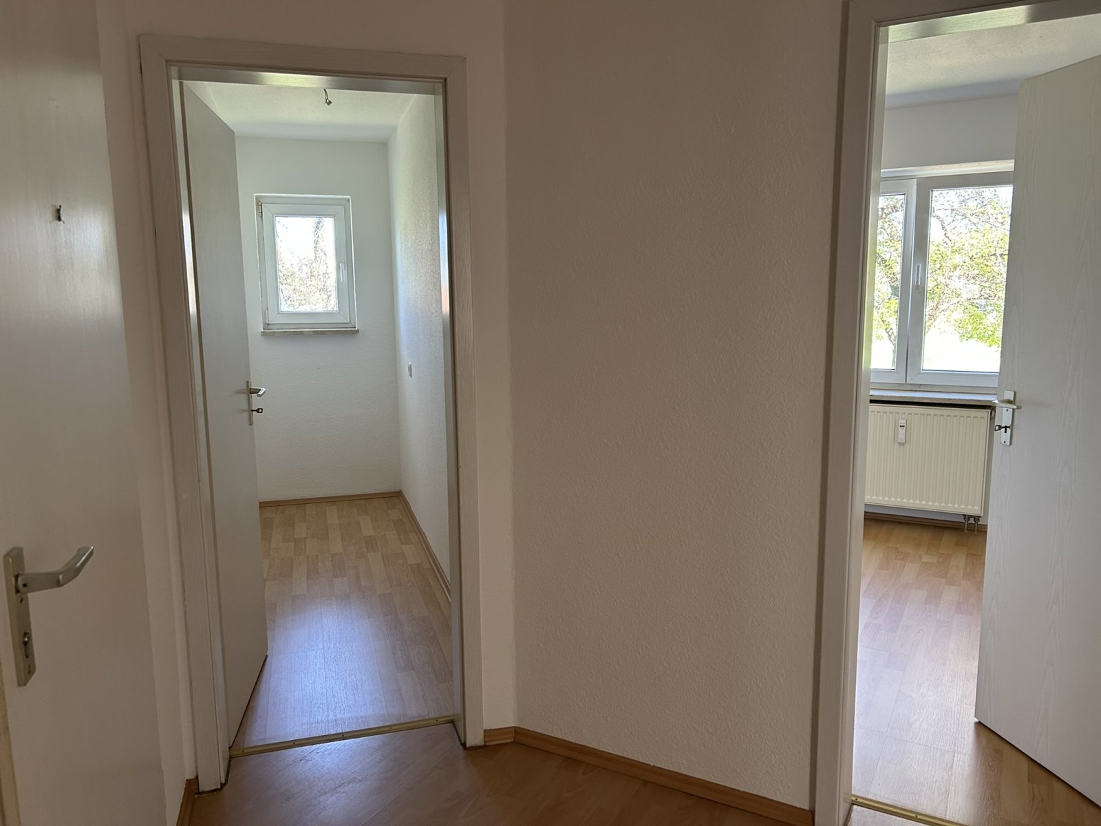 3-Raum-Wohnung Nähe Muldenaue. 1.OG, Balkon, TG-Stellplatz