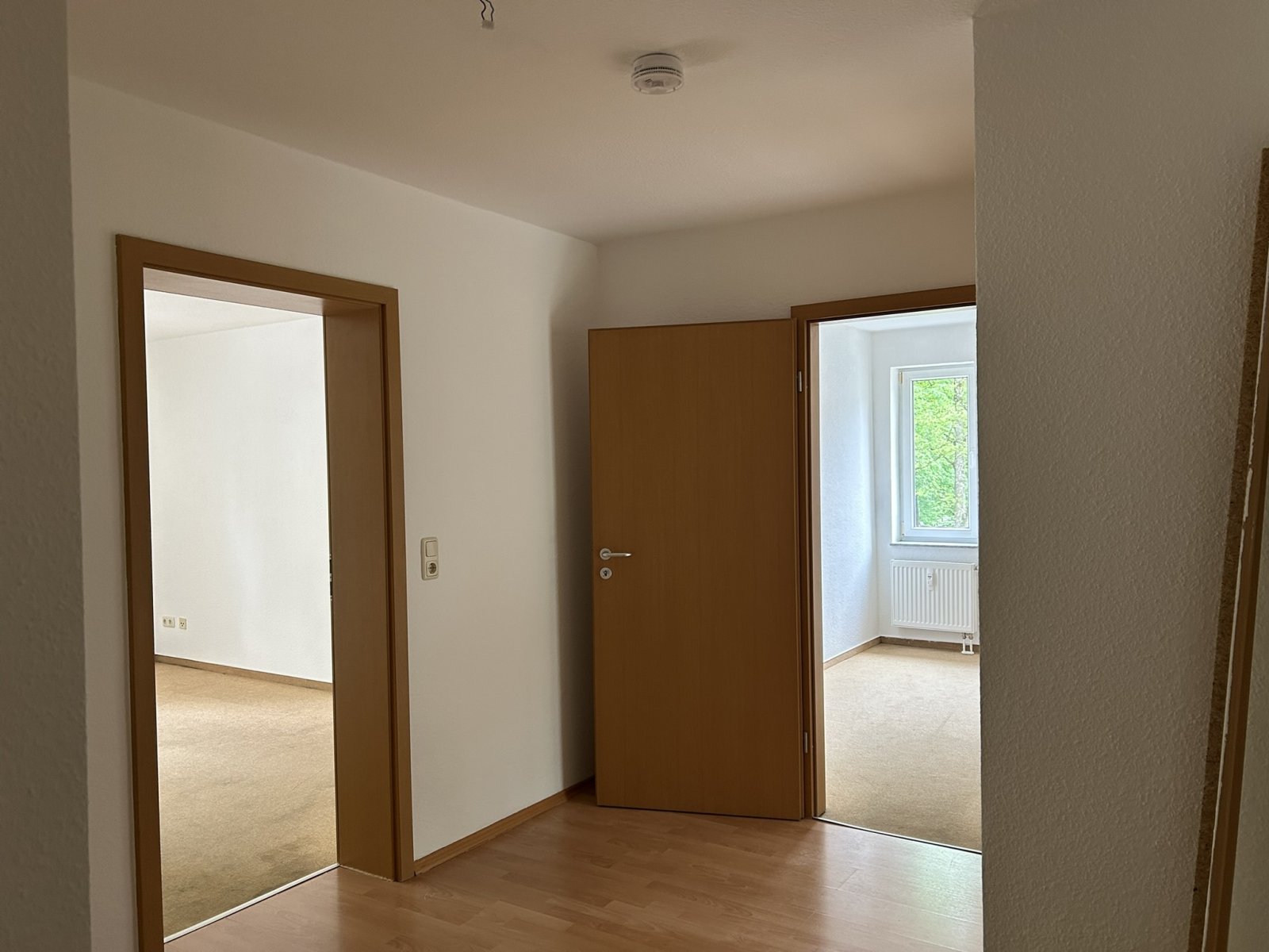 Ab 1.7.! Helle 3-Raumwohnung mit zwei Balkonen und Stellpl. in Zwickau