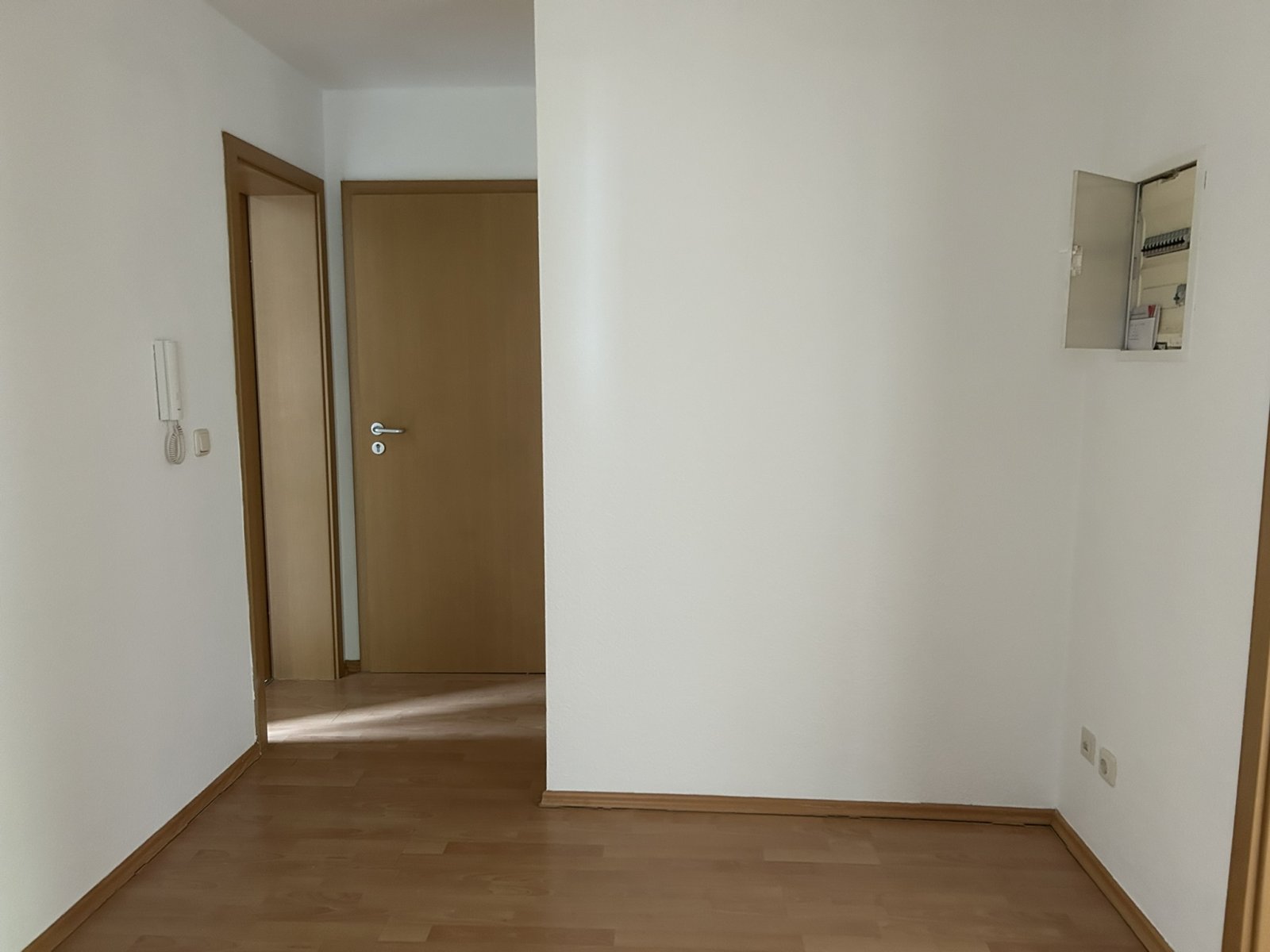 Ab 1.7.! Helle 3-Raumwohnung mit zwei Balkonen und Stellpl. in Zwickau