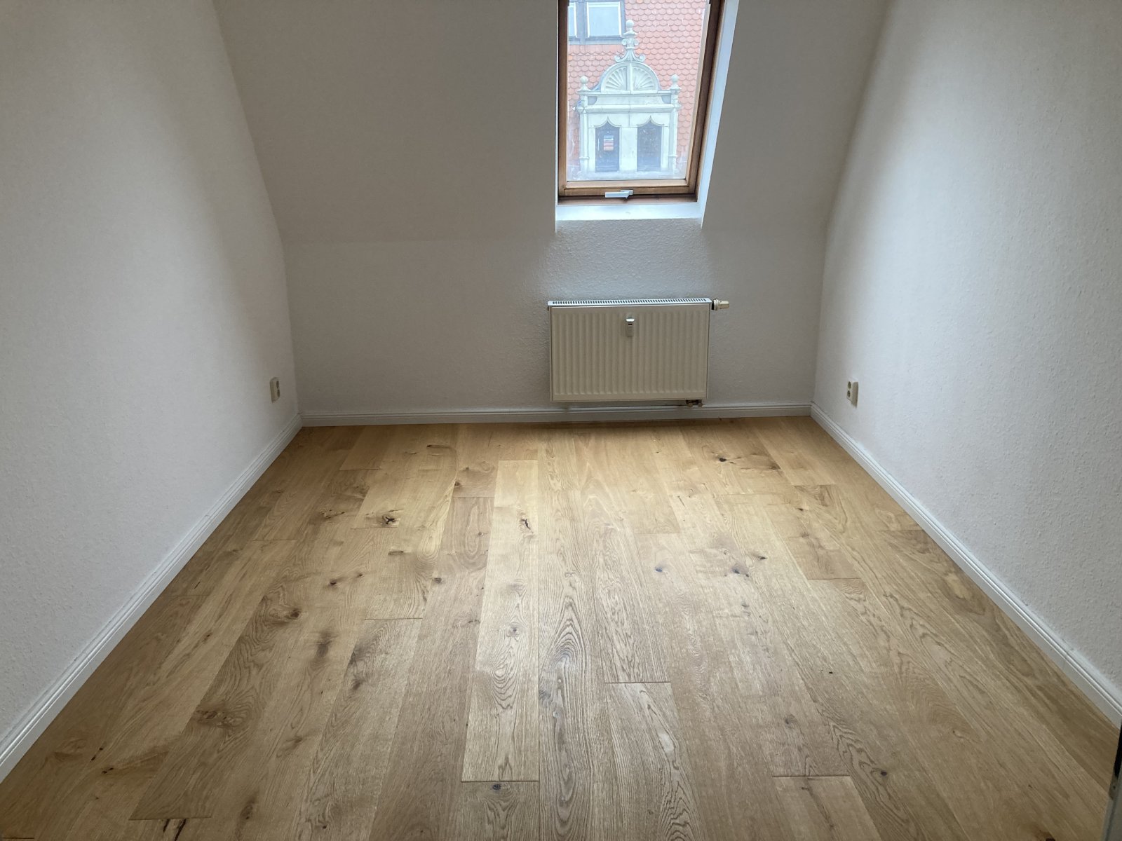 Ab 1.9.26! Zentrumsnahe 3-Raumwohnung mit moderner EBK in Zwickau!