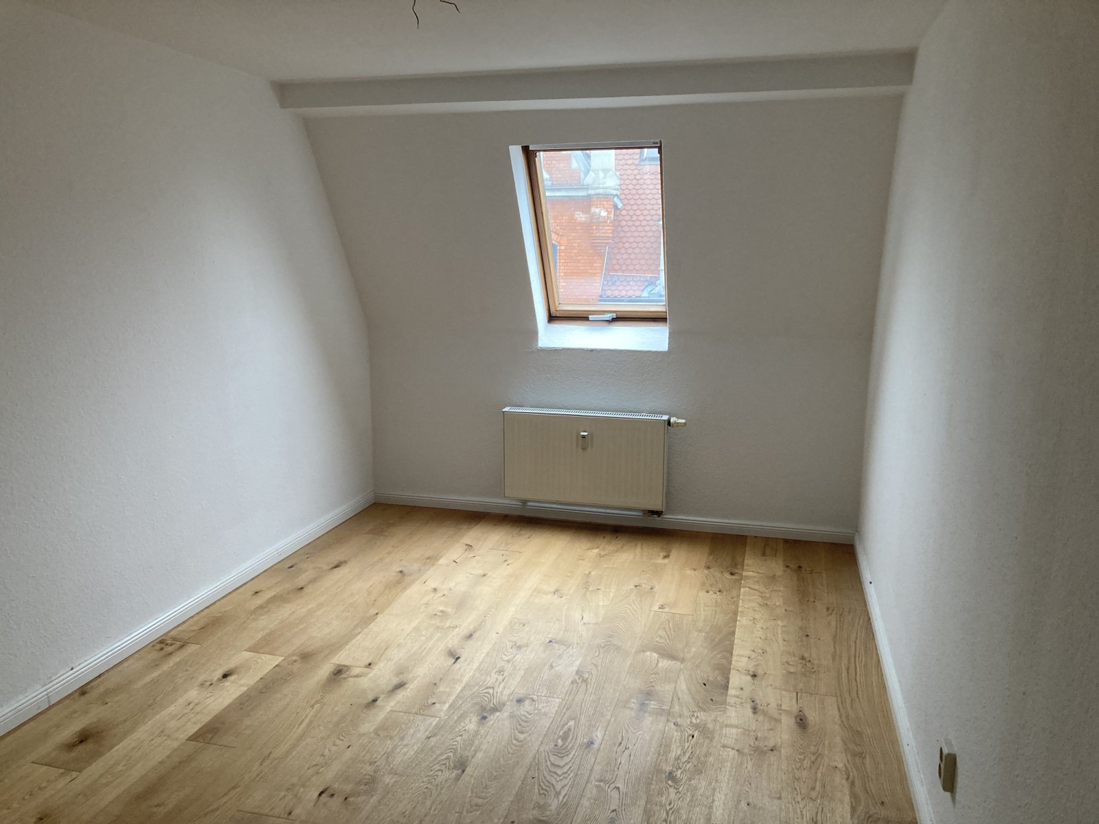 Ab 1.9.26! Zentrumsnahe 3-Raumwohnung mit moderner EBK in Zwickau!
