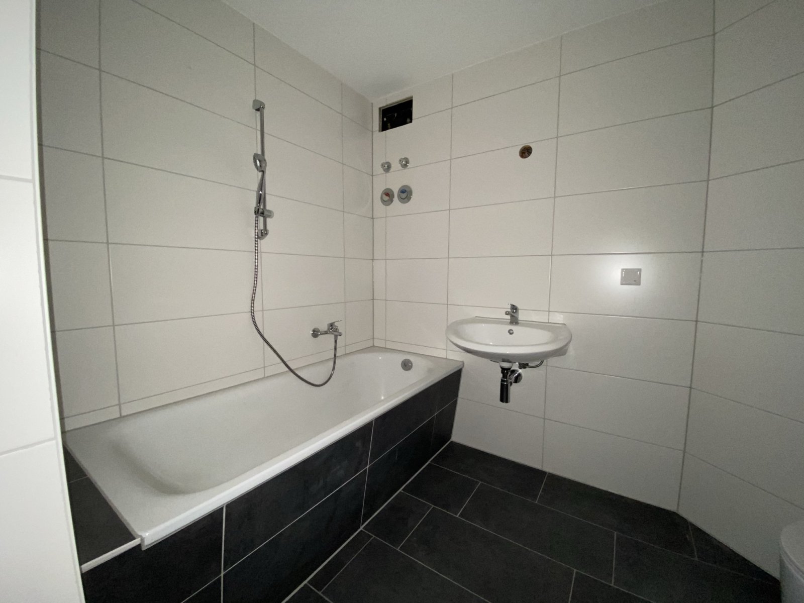 Ab 1.9.26! Zentrumsnahe 3-Raumwohnung mit moderner EBK in Zwickau!