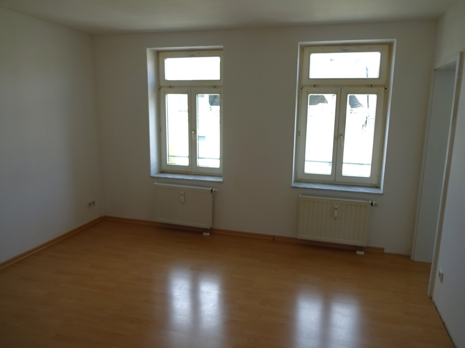 Ab 1.11.! Zentrumsnahe 3-Raum-Maisonettewohnung mit Balkon!