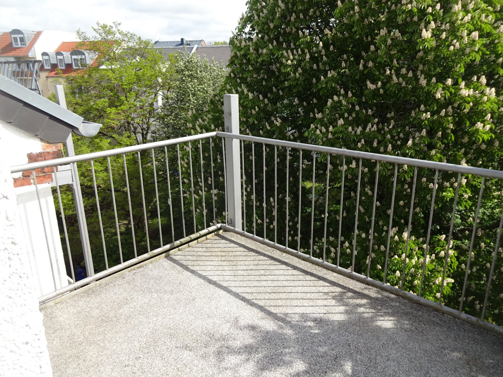 Ab 1.11.! Zentrumsnahe 3-Raum-Maisonettewohnung mit Balkon!