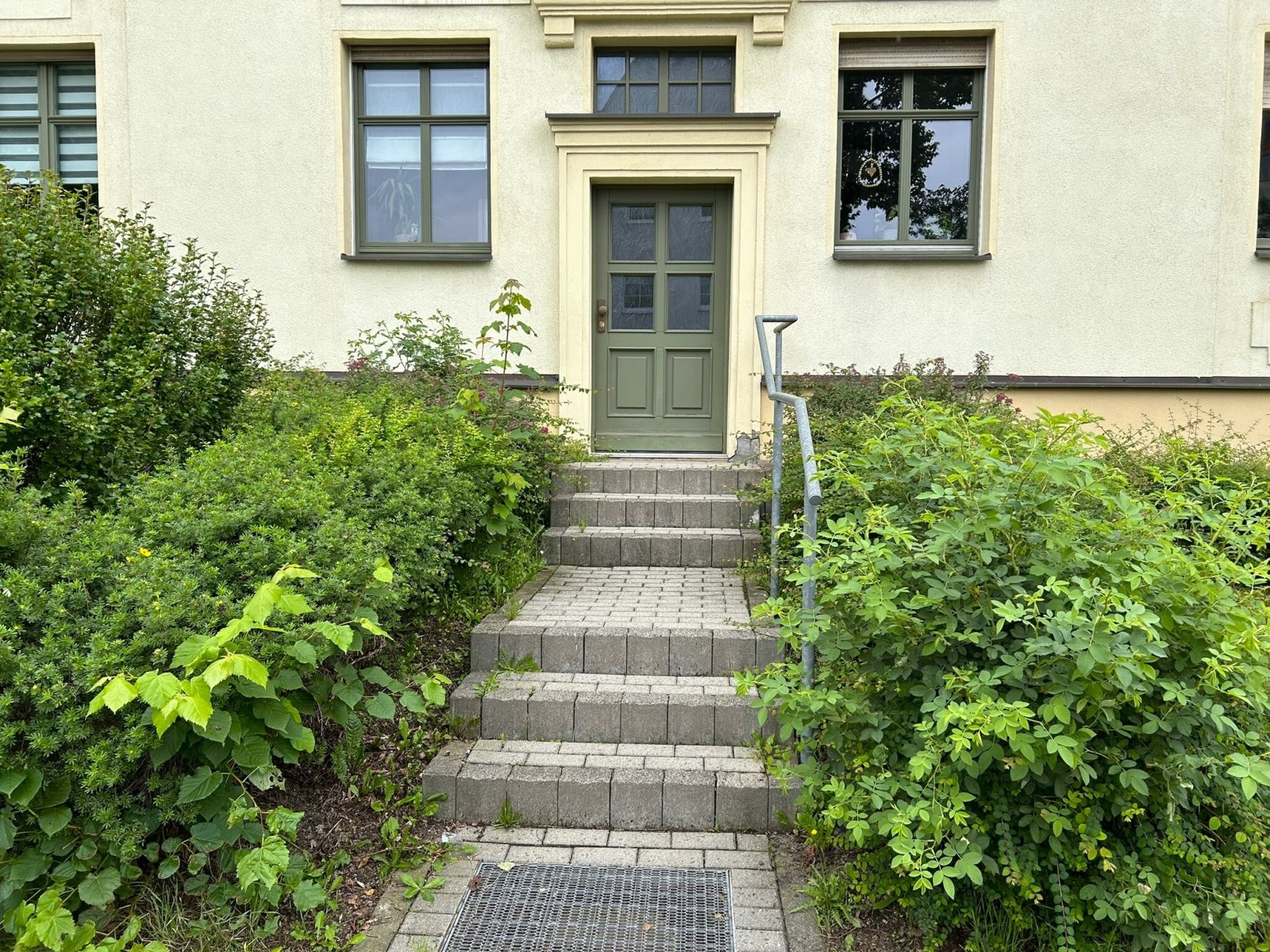 Schöne 2-Raumwohnung mit Balkon, Stpl. und Tageslichtbad! Nähe HBK!