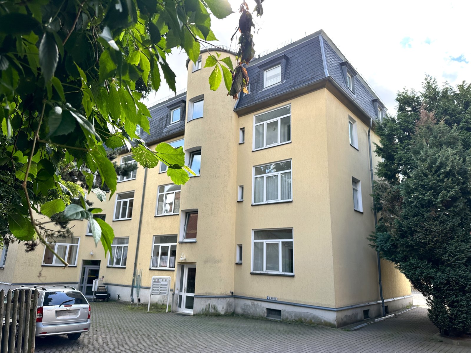 Vermietete 3-Raumwohnung mit Tageslichtbad in Zwickau!