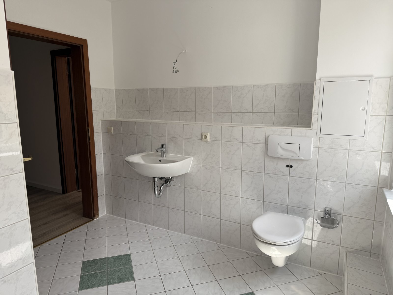 Helle 3-Raum-Wohnung mit Balkon in Zwickau!