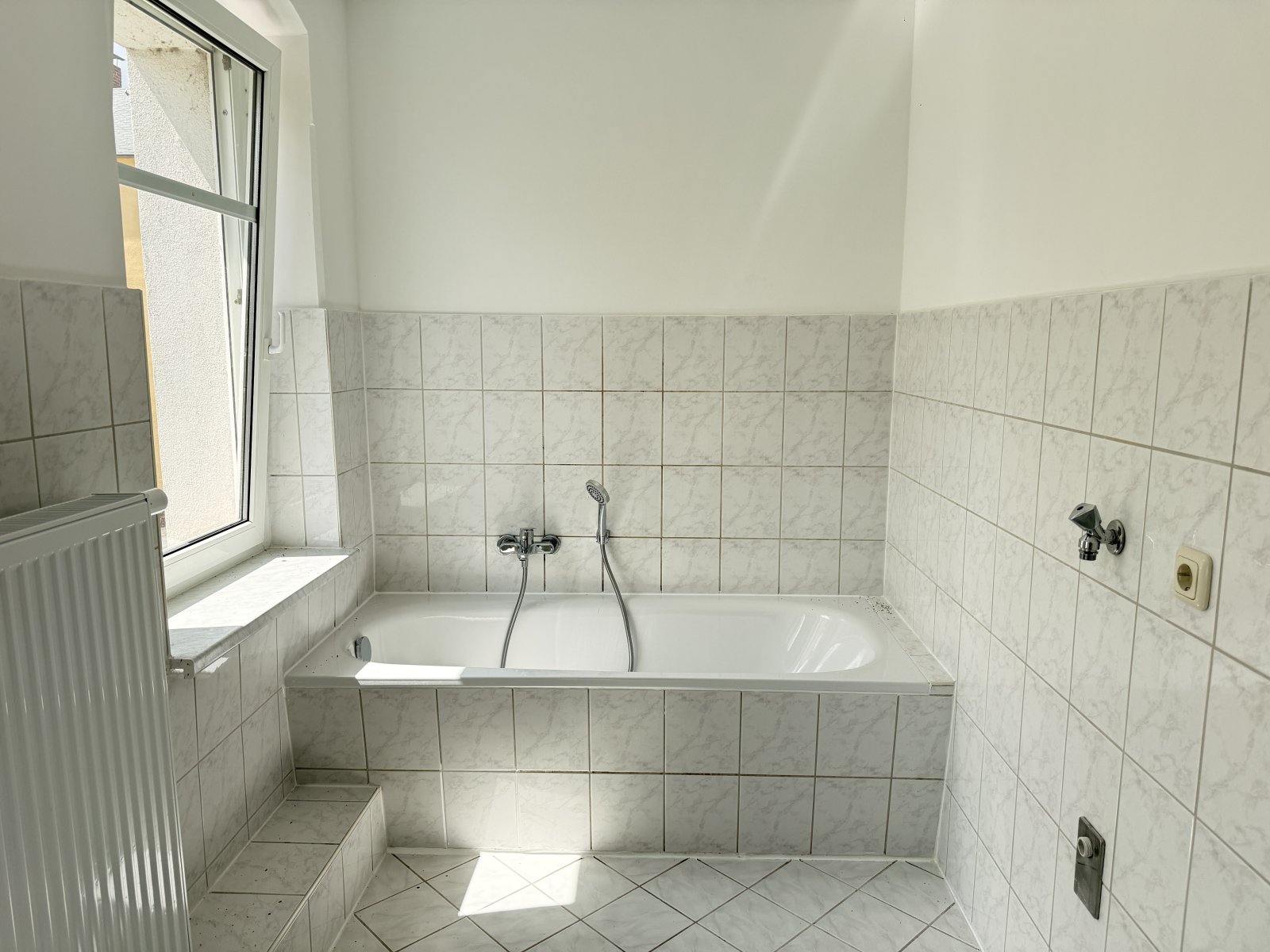 Helle 3-Raum-Wohnung mit Balkon in Zwickau!
