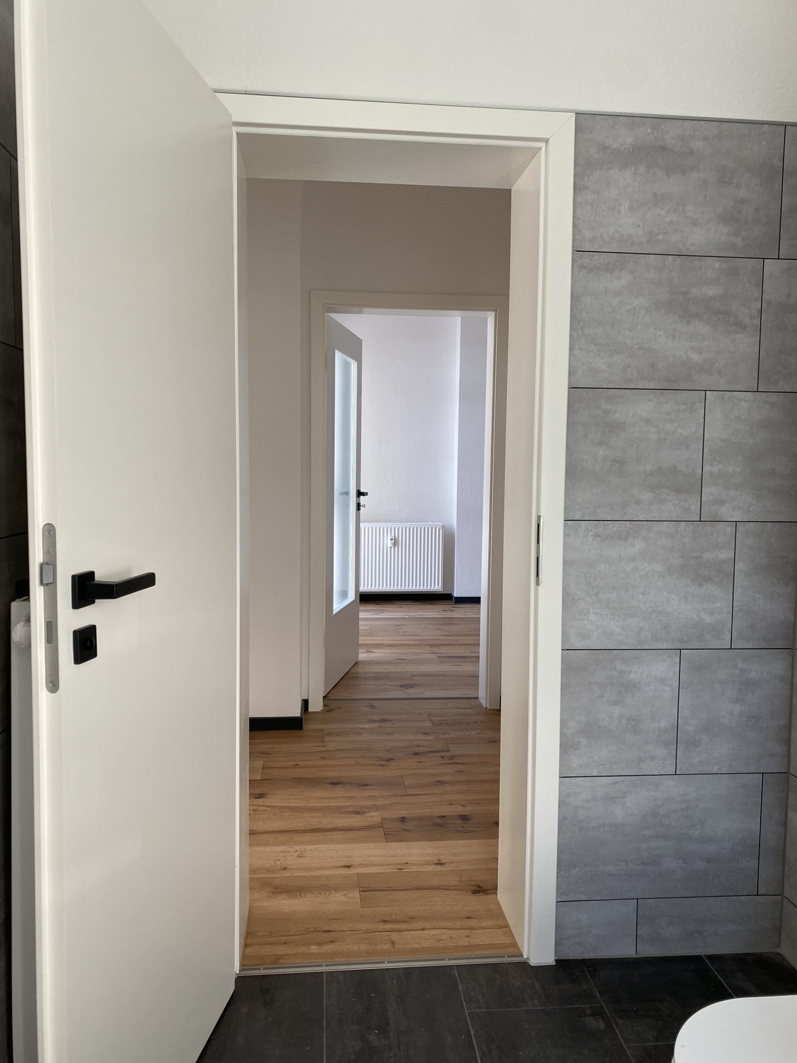 Ab 1.10.! Gemütliche 2-Raum-Wohnung mit Balkon & EBK in zentraler Lage von Zwickau!