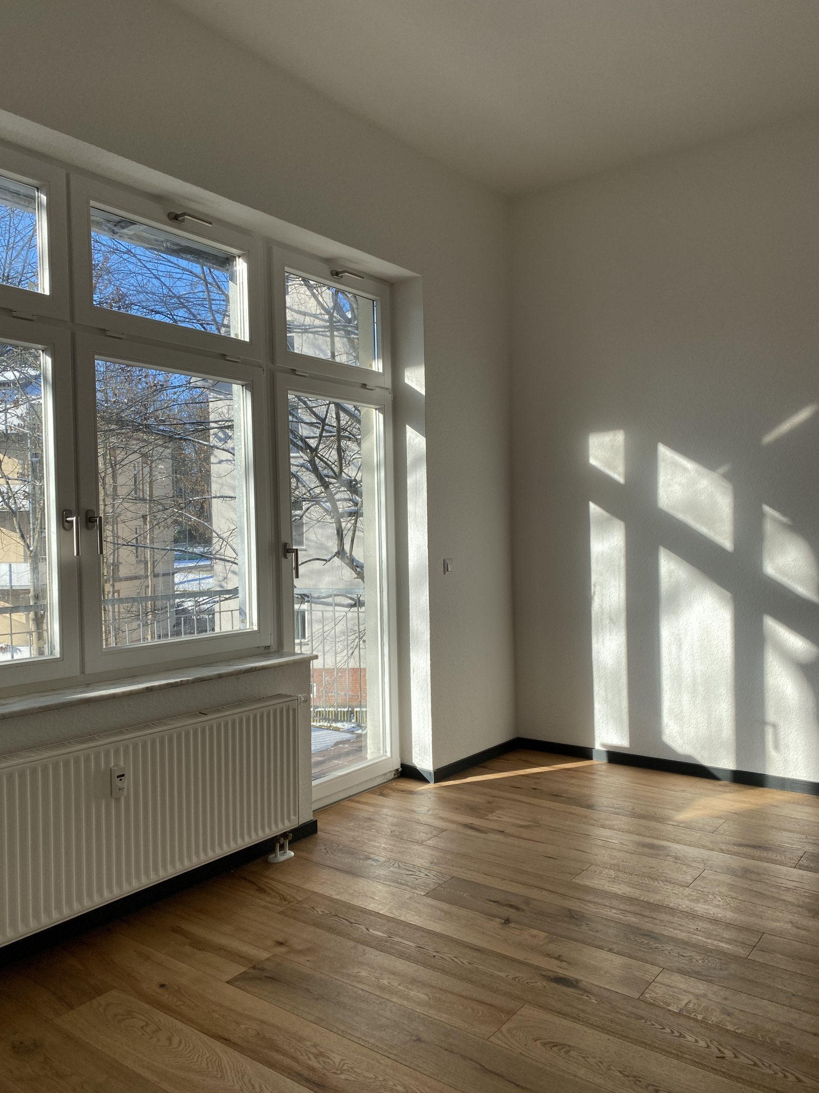 Ab 1.10.! Gemütliche 2-Raum-Wohnung mit Balkon & EBK in zentraler Lage von Zwickau!