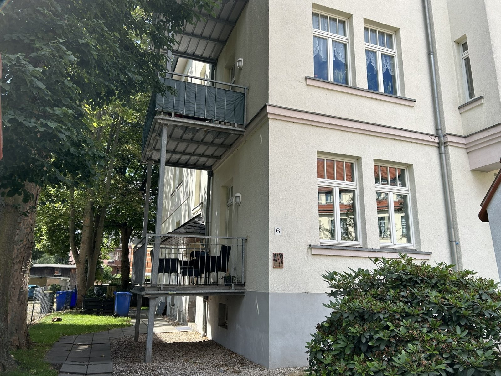 Moderne 2-Raum-Wohnung mit Balkon & EBK in zentraler Lage von Zwickau!