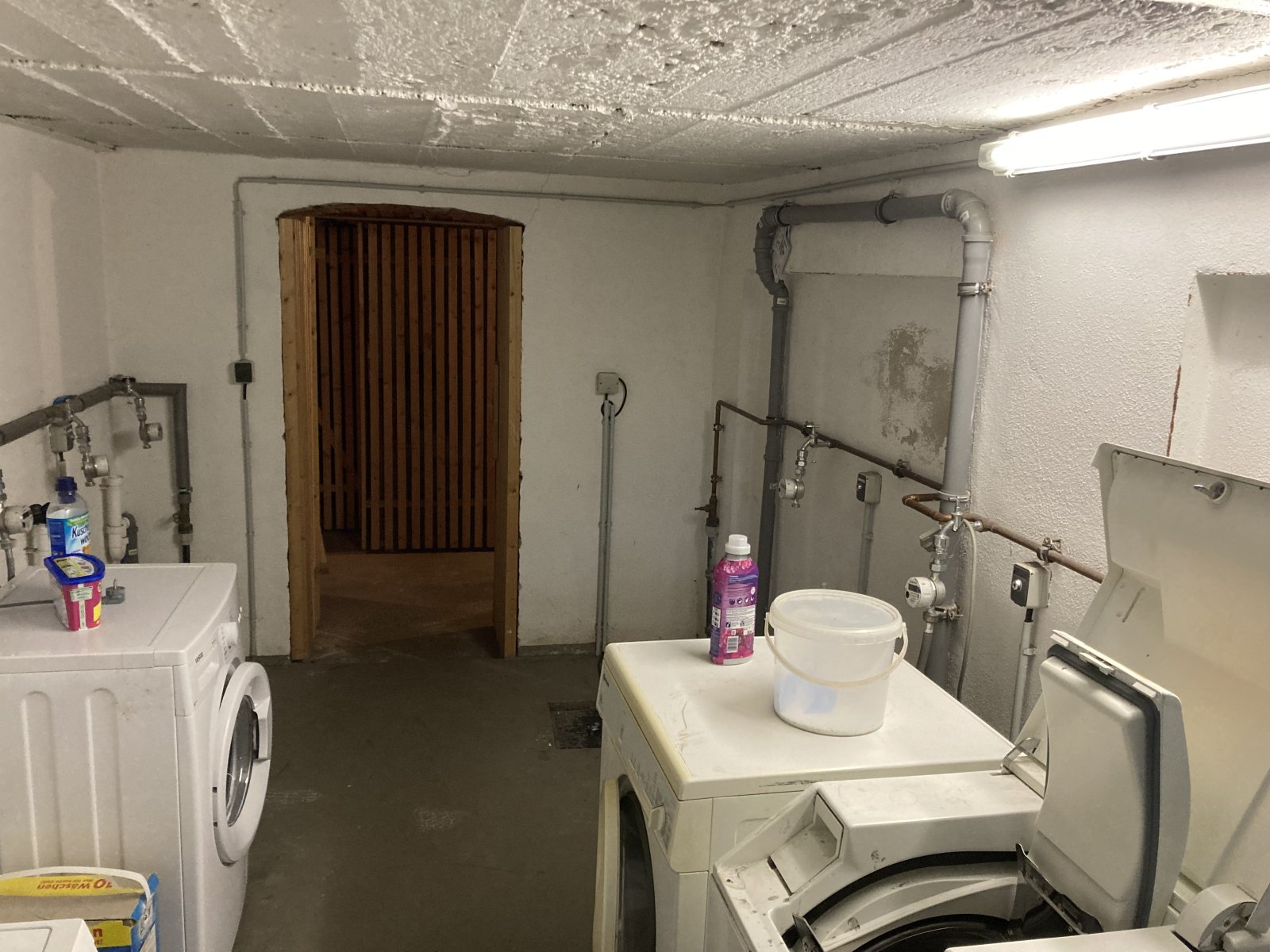 Ab 1.10.! Attraktive, zentrumsnahe 2-Raum-Wohnung mit Balkon!