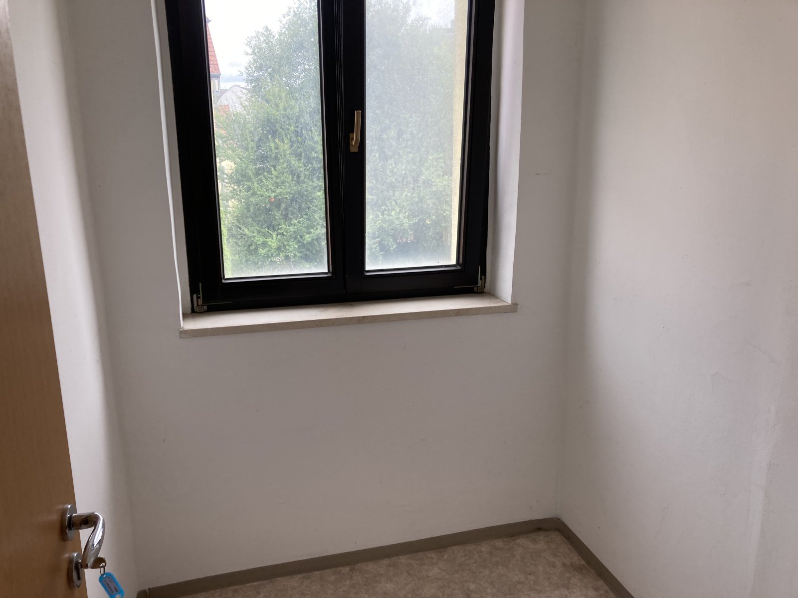 Geräumige 2-Raum-Wohnung in Marienthal mit Balkon!