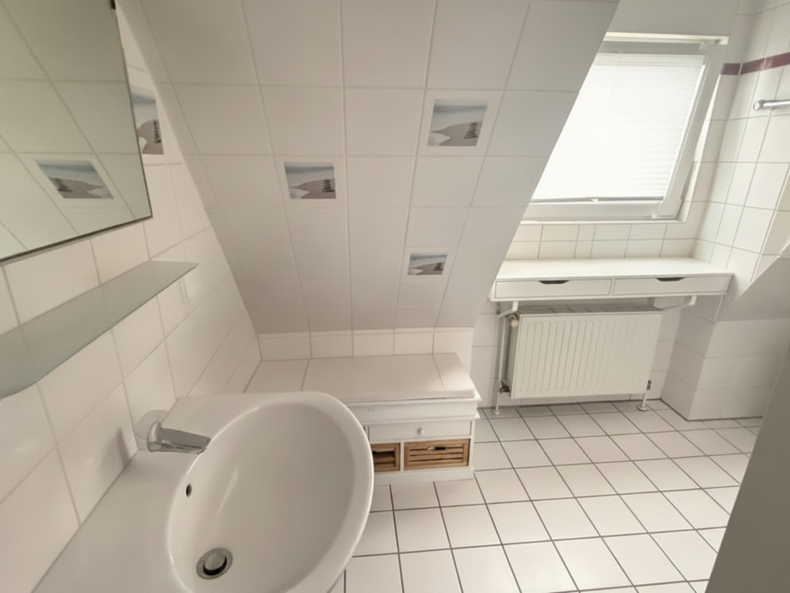 Attraktive Kapitalanlage vor den Toren Berlins - Vermietete Maisonettewohnung mit Stellplatz in ruhiger Wohnlage von Bergfelde