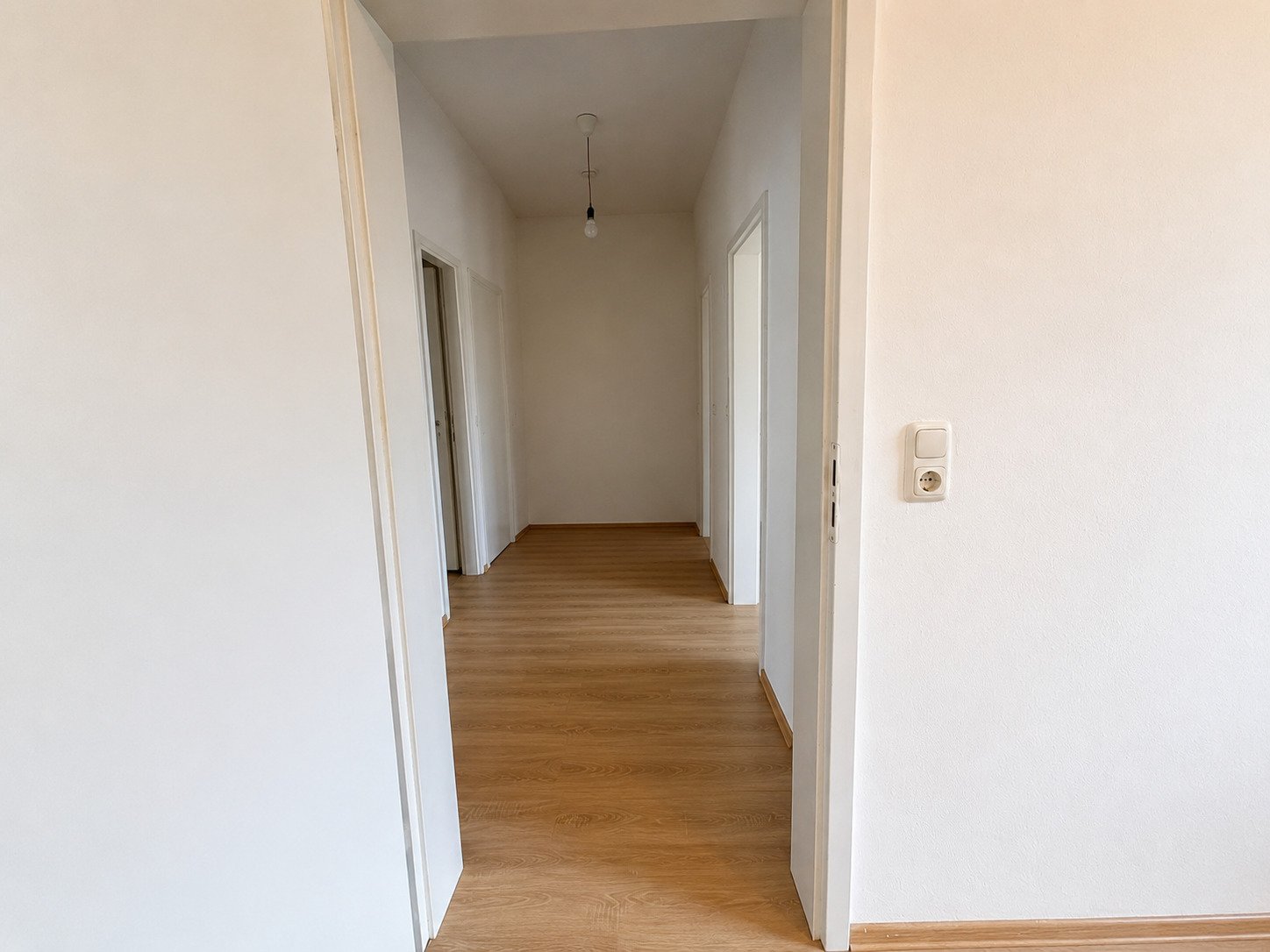 Ab 1.11.! 3-Raumwohnung mit Balkon und Einbauküche in Zwickau!