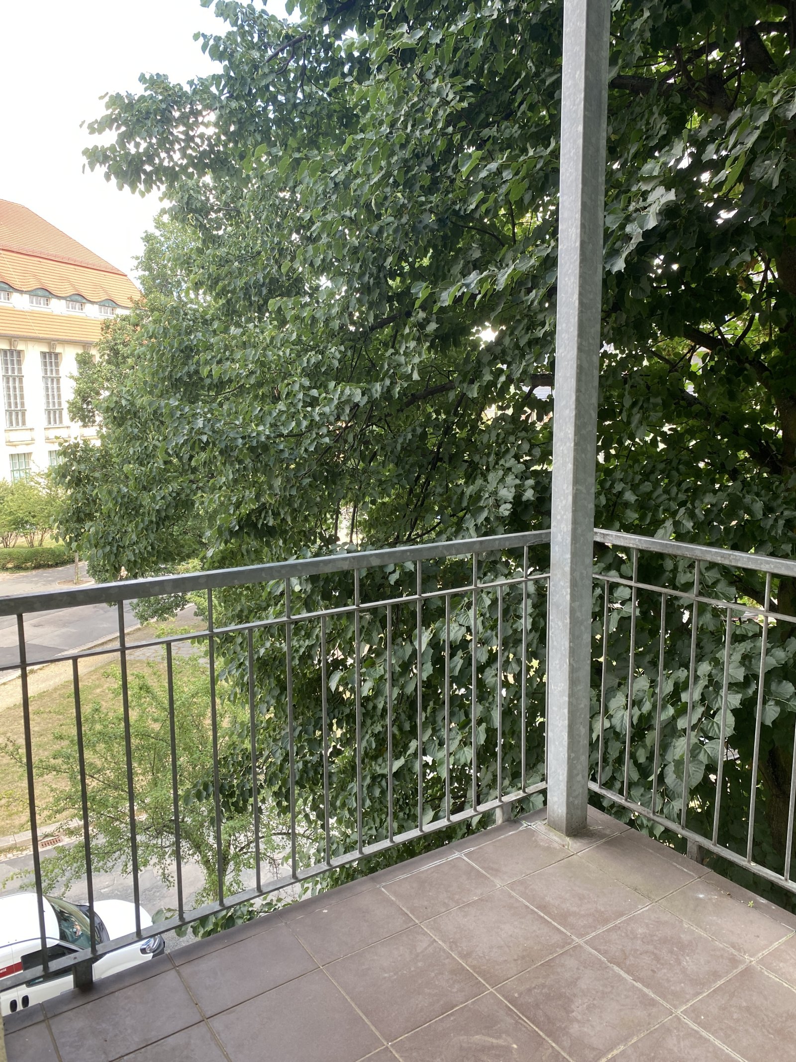 Moderne 3-Zimmer-Wohnung mit Balkon u. EBK in Zwickau-Pölbitz!