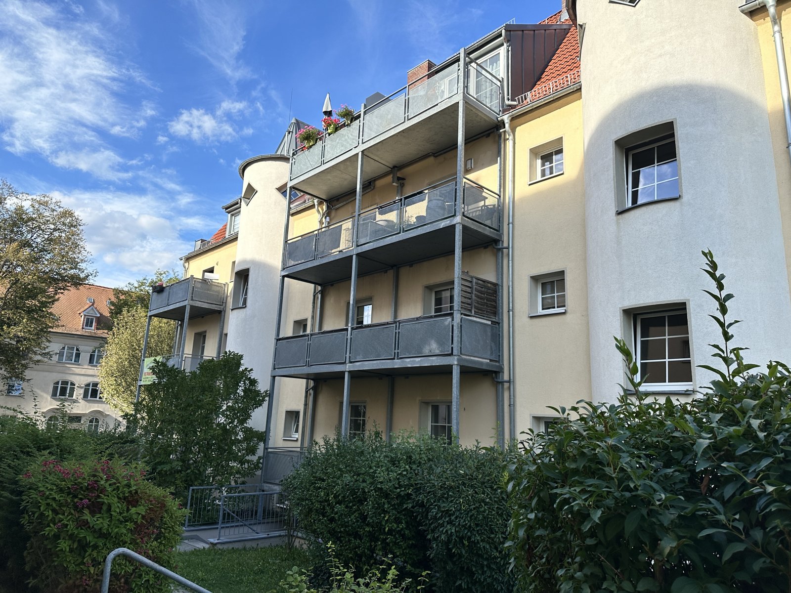 2-Raumwohnung mit Tageslichtbad und Balkon in Zwickau-Marienthal! Nähe HBK!