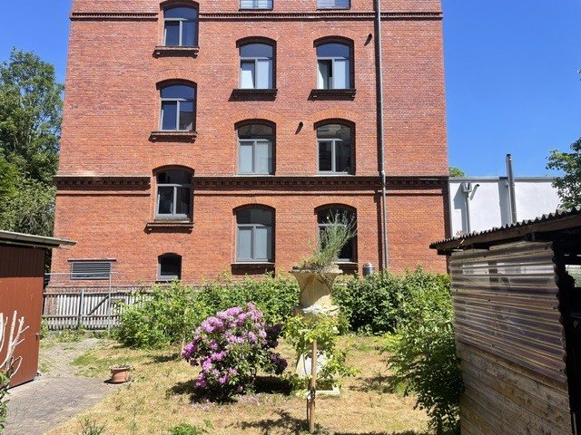 *Renovierte 4-Raum-Maisonettewhg. mit Balkon und EBK! Zentrumsnah!*