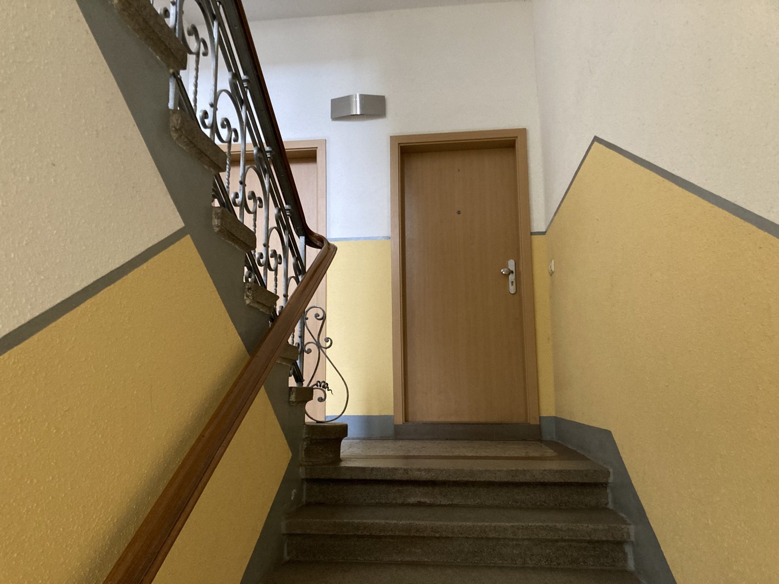 Ab 1.1.27 *Wohnen in einer Villa in Planitz Nähe Schloßpark*