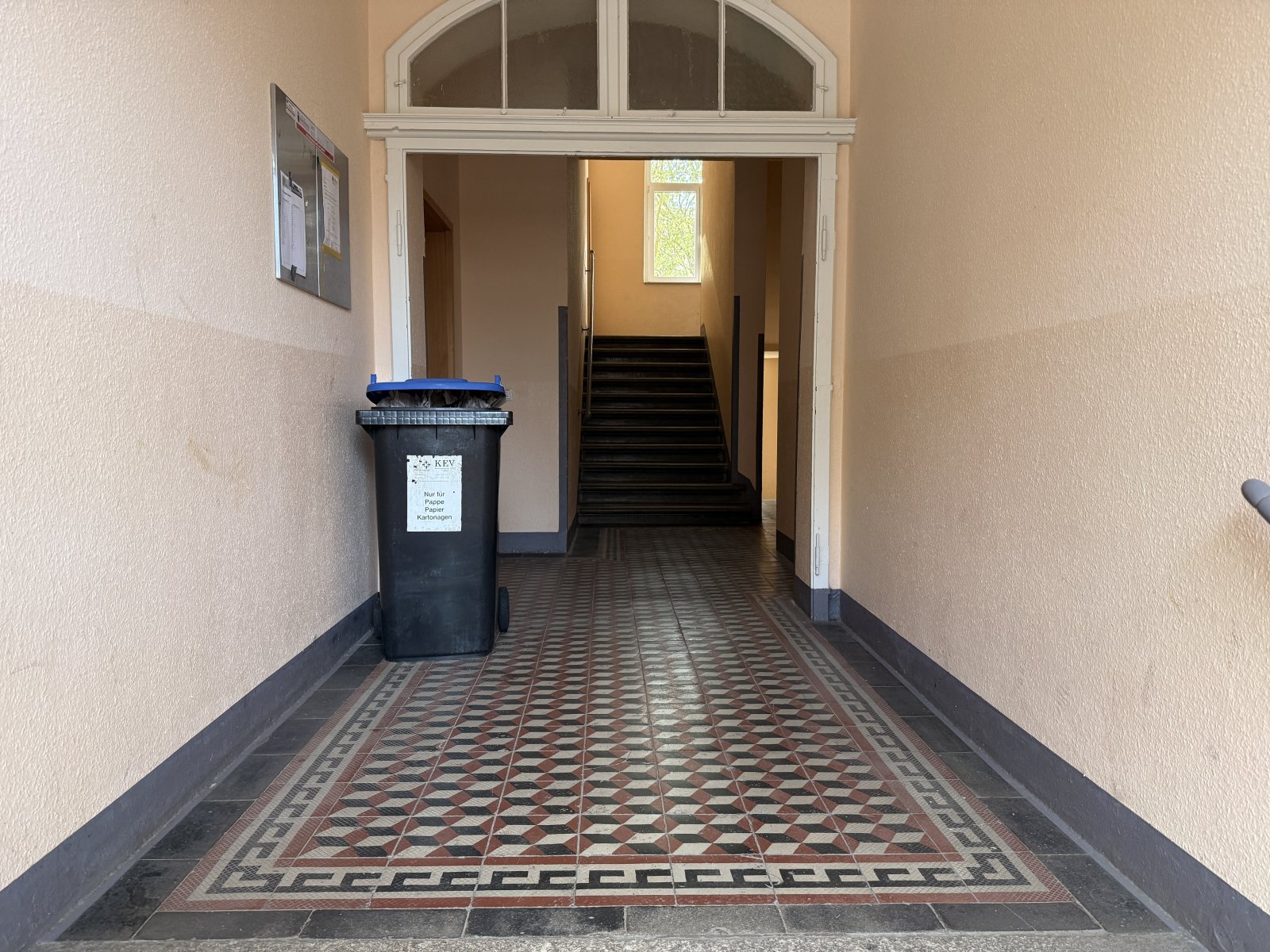 Schöne 3-Raumwohnung mit Balkon u. EBK in Plauen! Zentrumsnah!