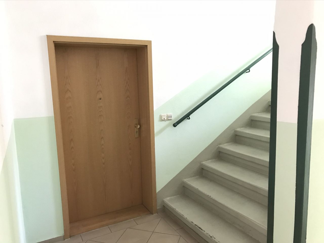 Ab 1.9.26! Schöne 1-Raumwhg. in zentraler Lage mit integrierter EBK und Balkon!