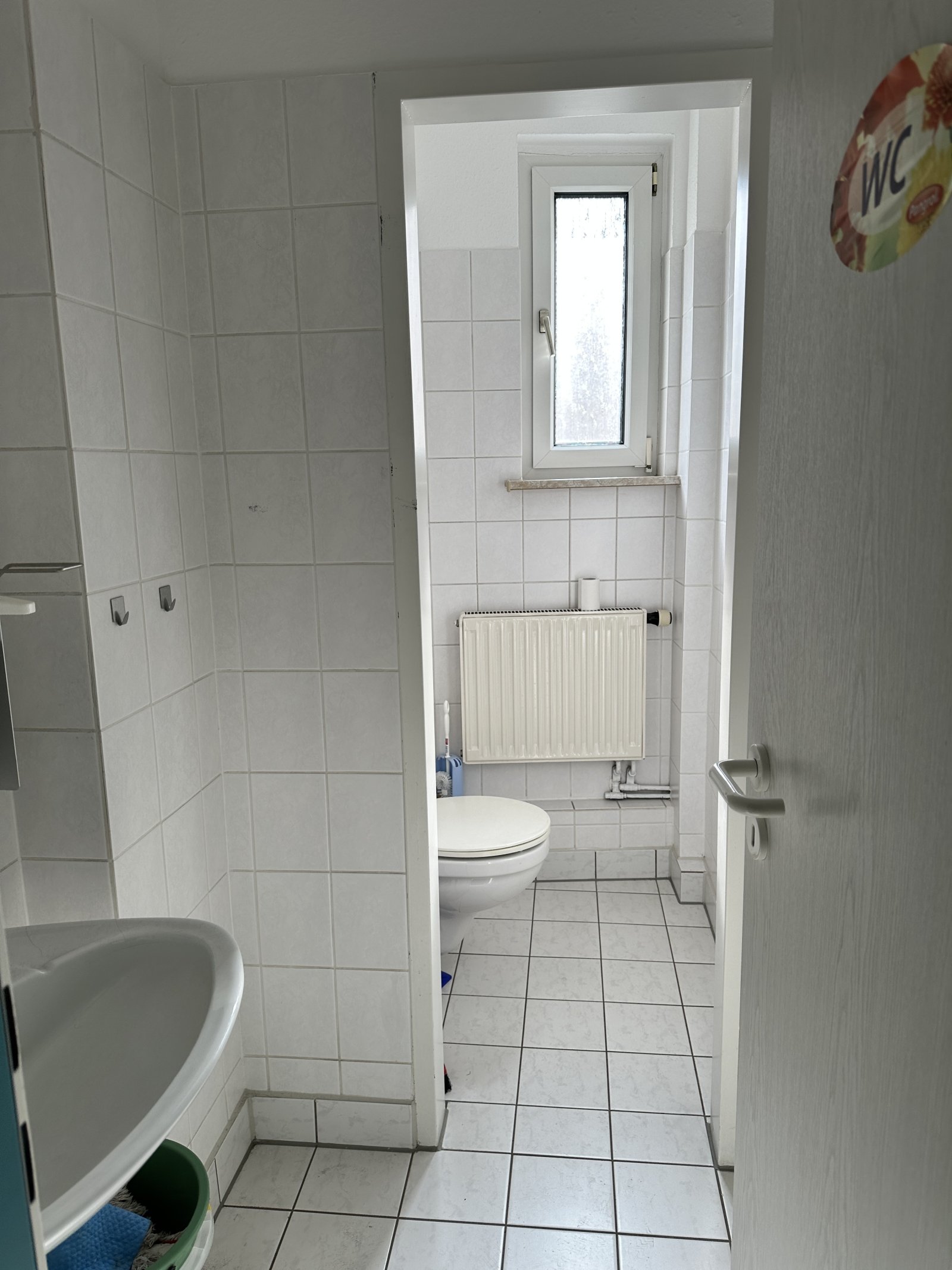 1. OG WC