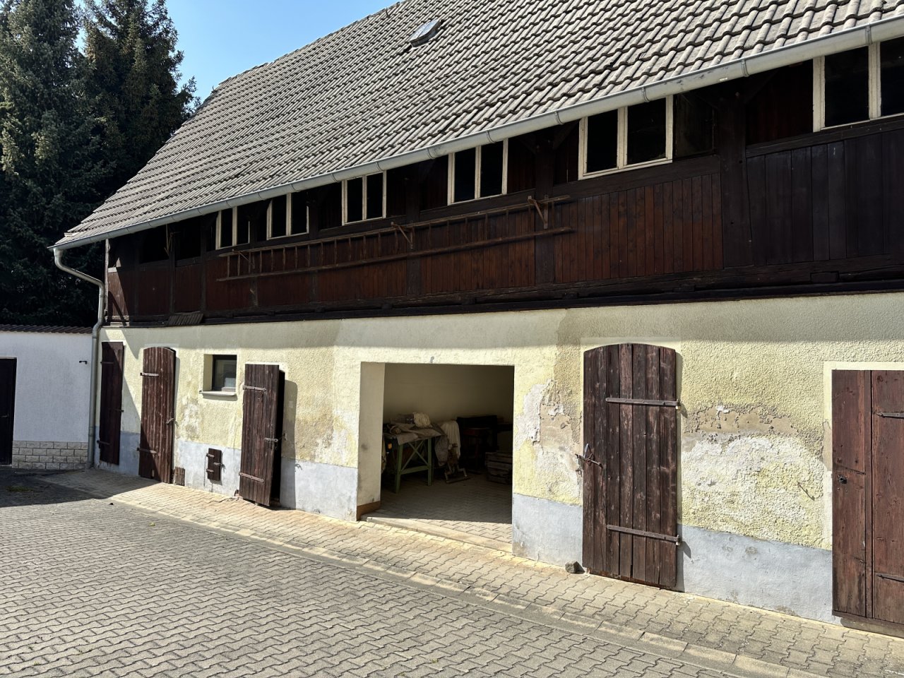 Wirtschaftsgebäude Wirtschaftsgebäude