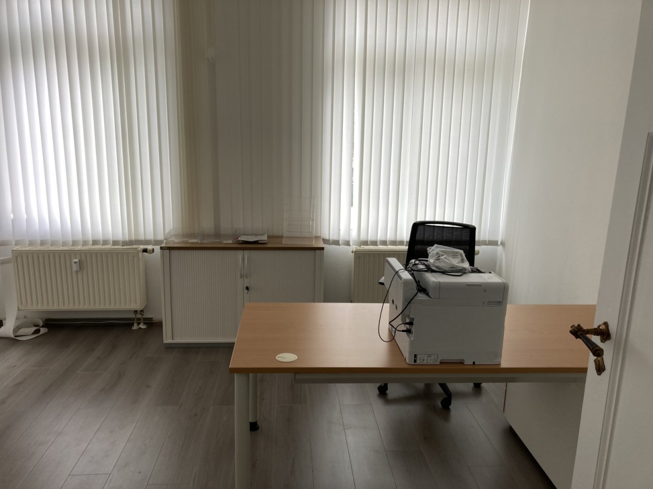 Büro 4