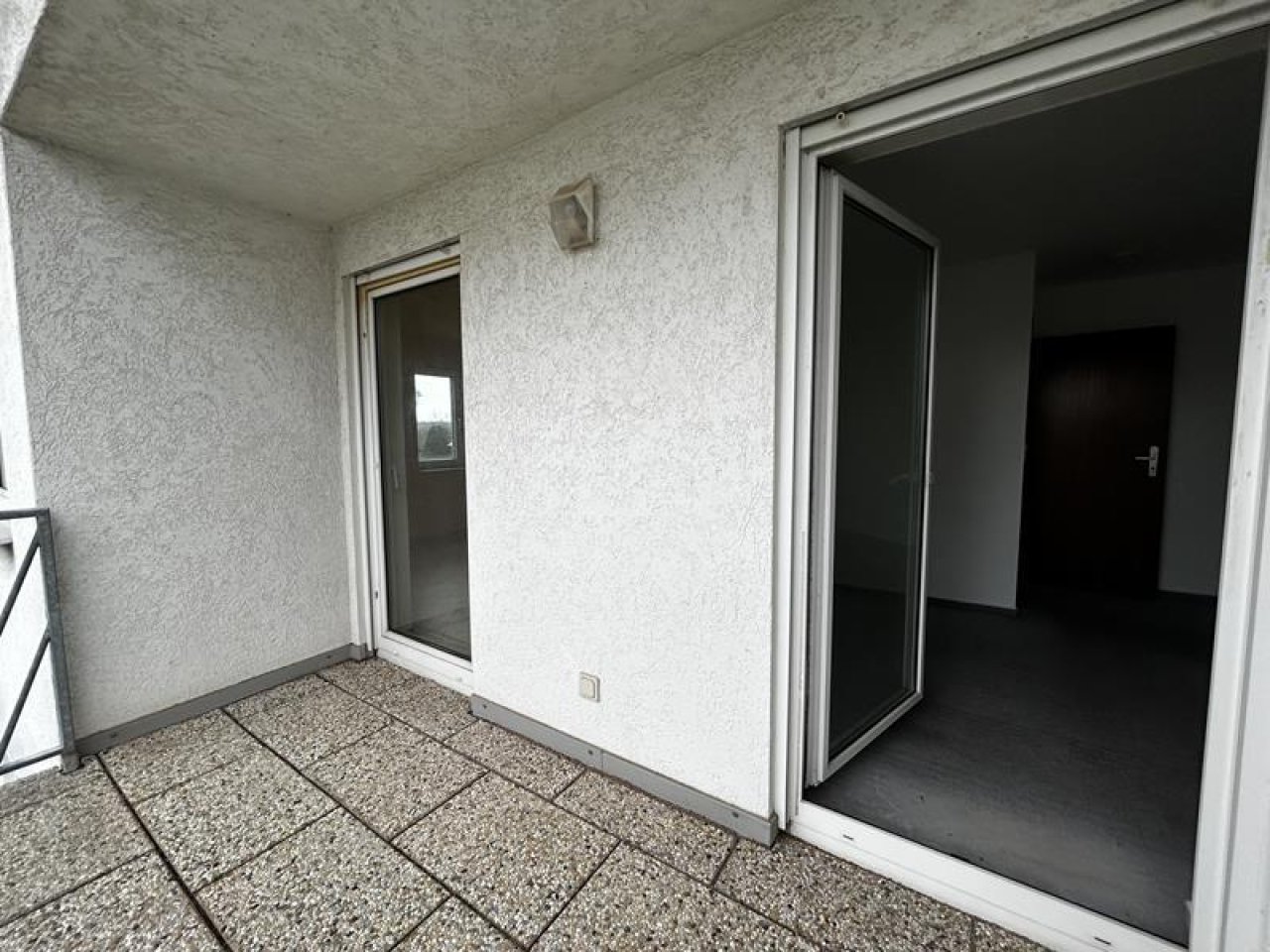Balkon, Zugang zu Wohn- und Schlafzimmer Balkon, Zugang zu Wohn- und Schlafzimmer
