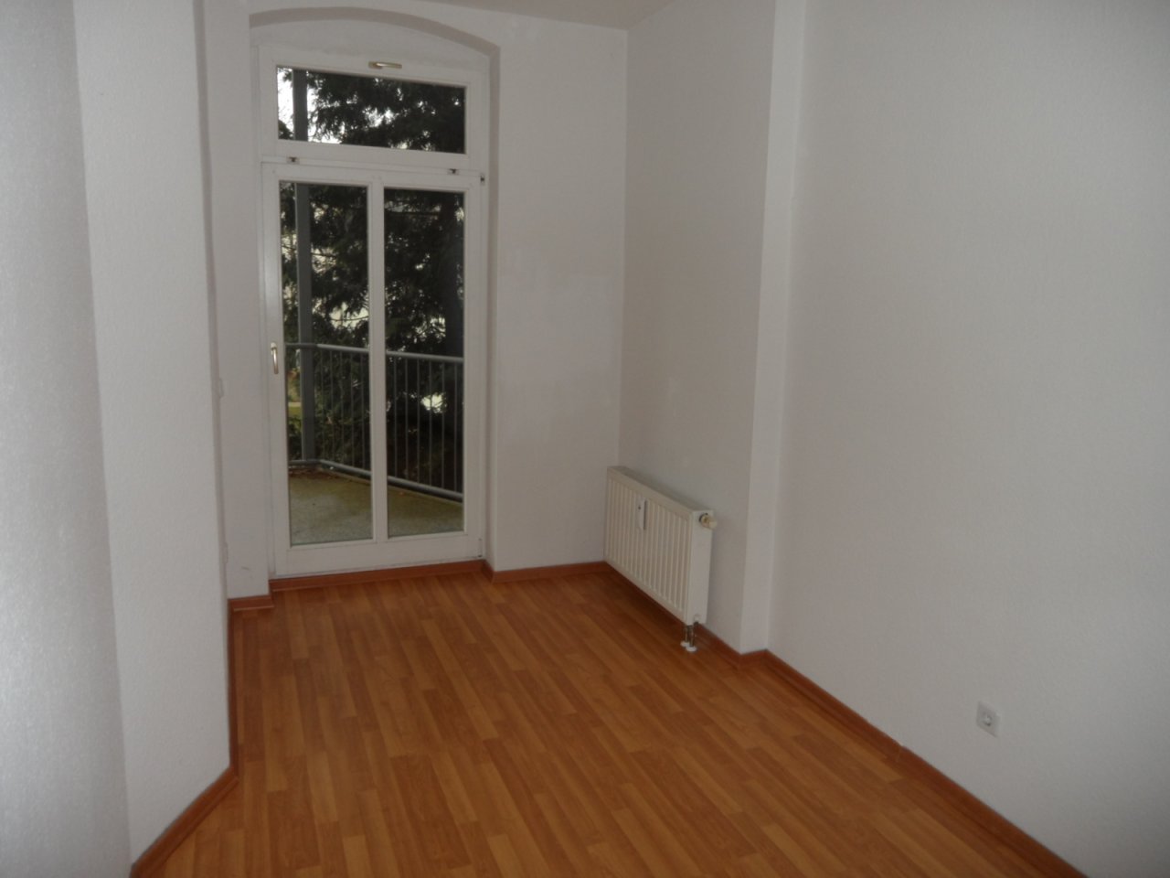 Schlafzimmer mit Balkon