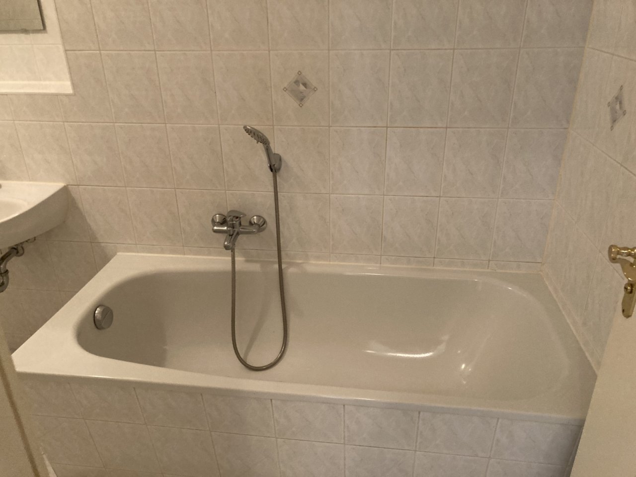Bad mit Wanne Bad mit Wanne