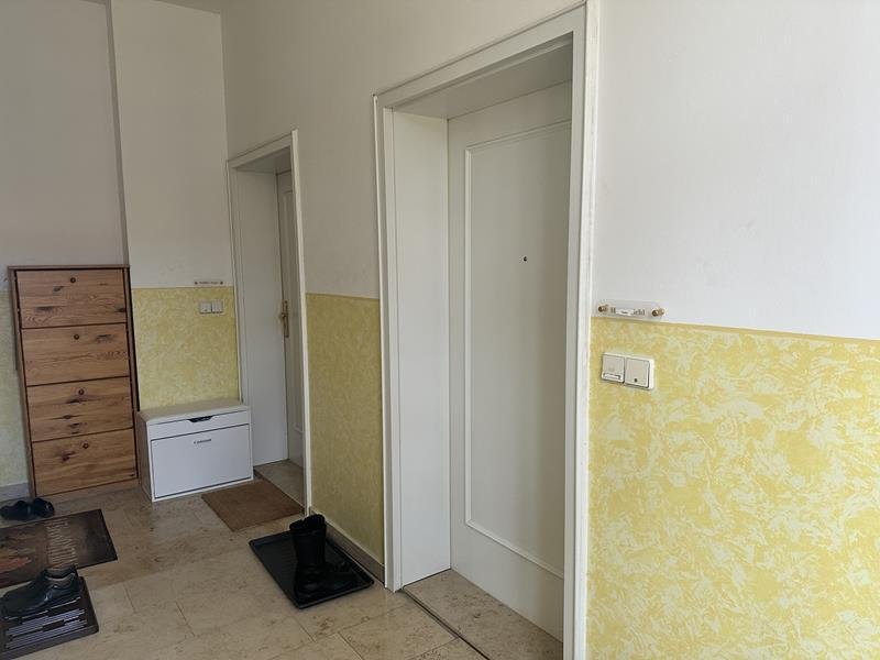 Wohnungseingänge, der rechte führt zur W14 Wohnungseingänge, der rechte führt zur W14