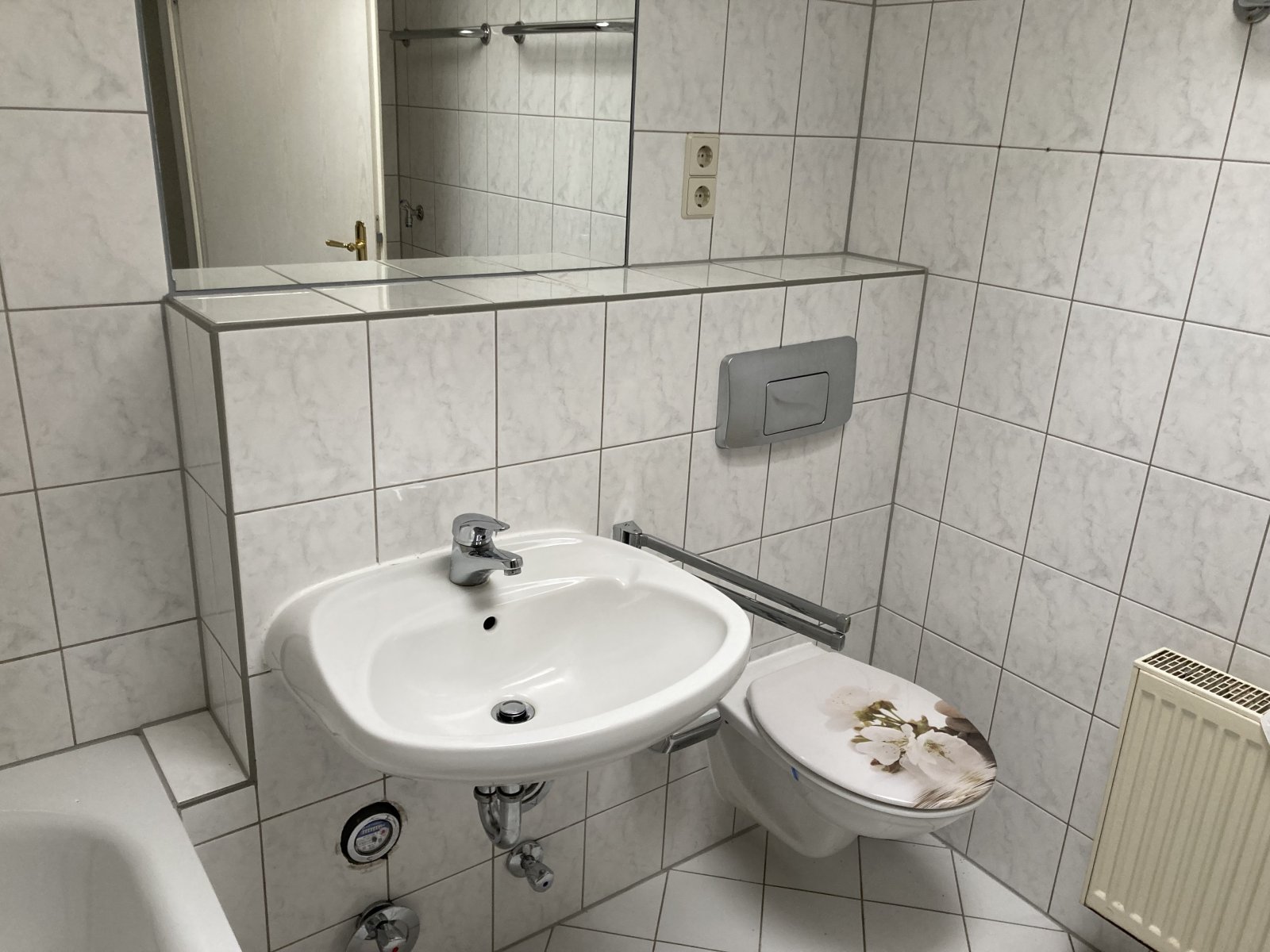 Bad mit Wanne