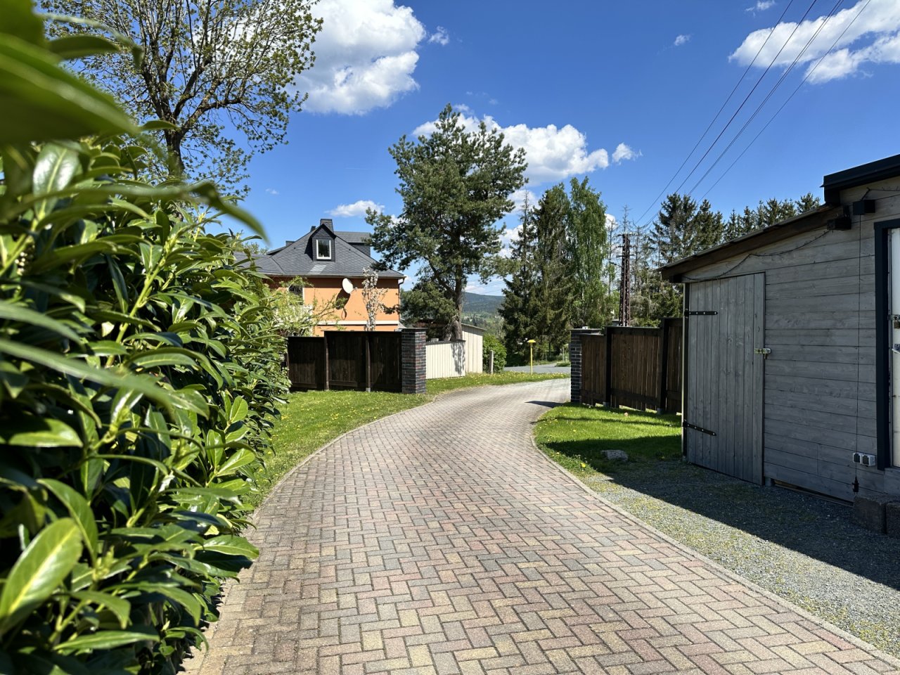 Werkstatt vor dem Haus