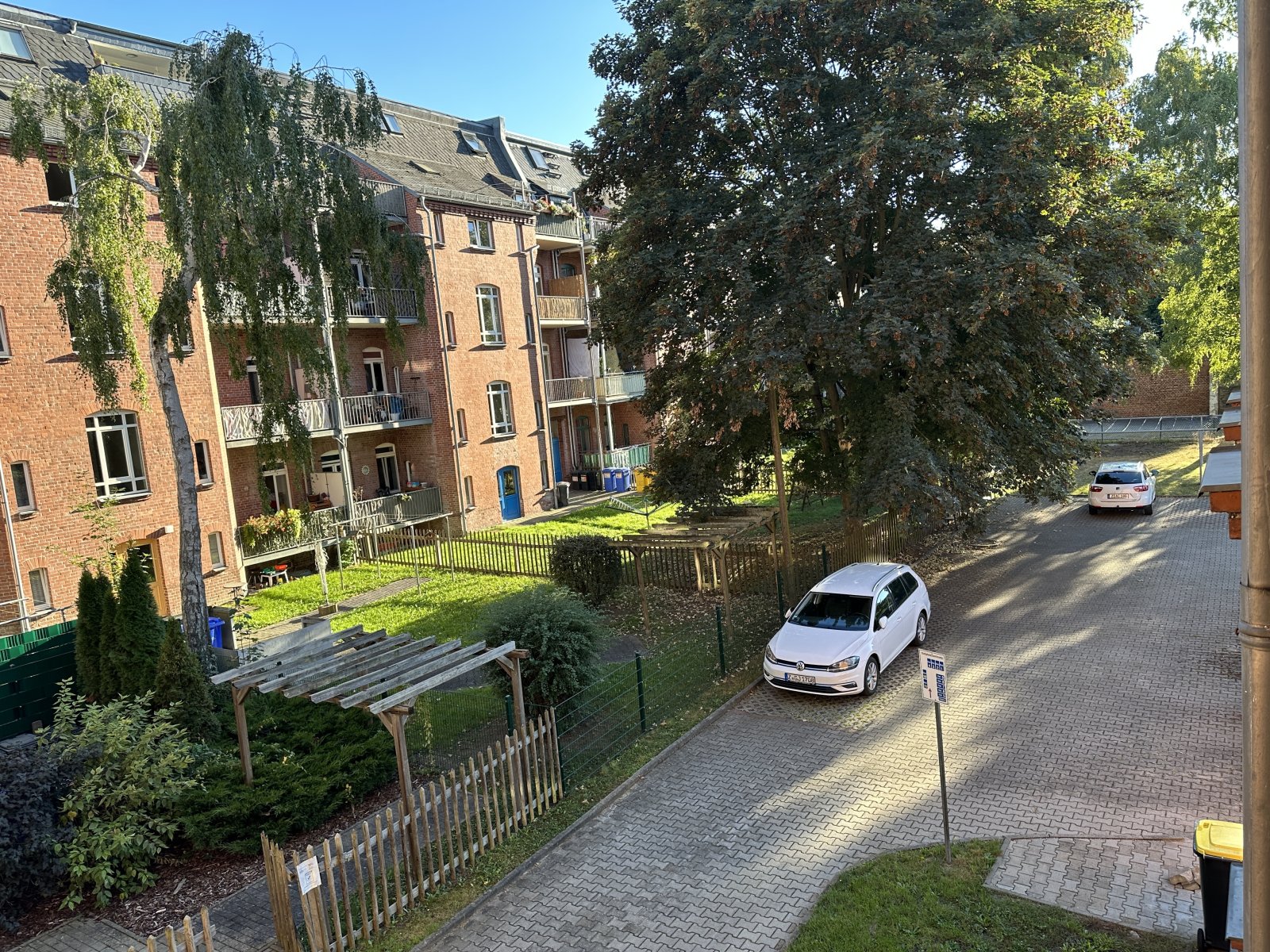 begrünter Innenhof begrünter Innenhof